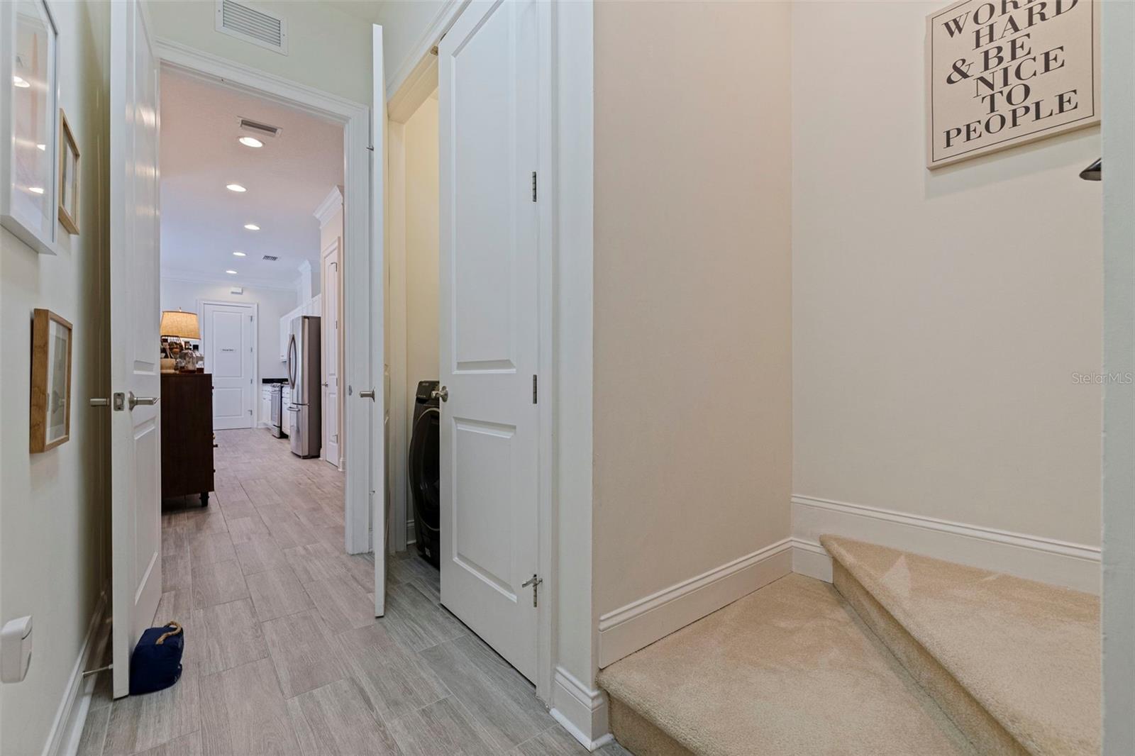125 Commonwealth Ct N Property Photo 28