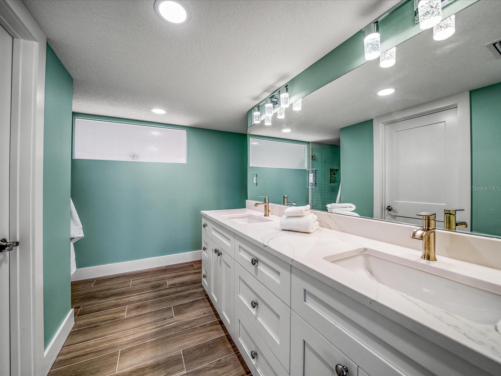 450 Gulfview Blvd S #1708 Property Photo 52