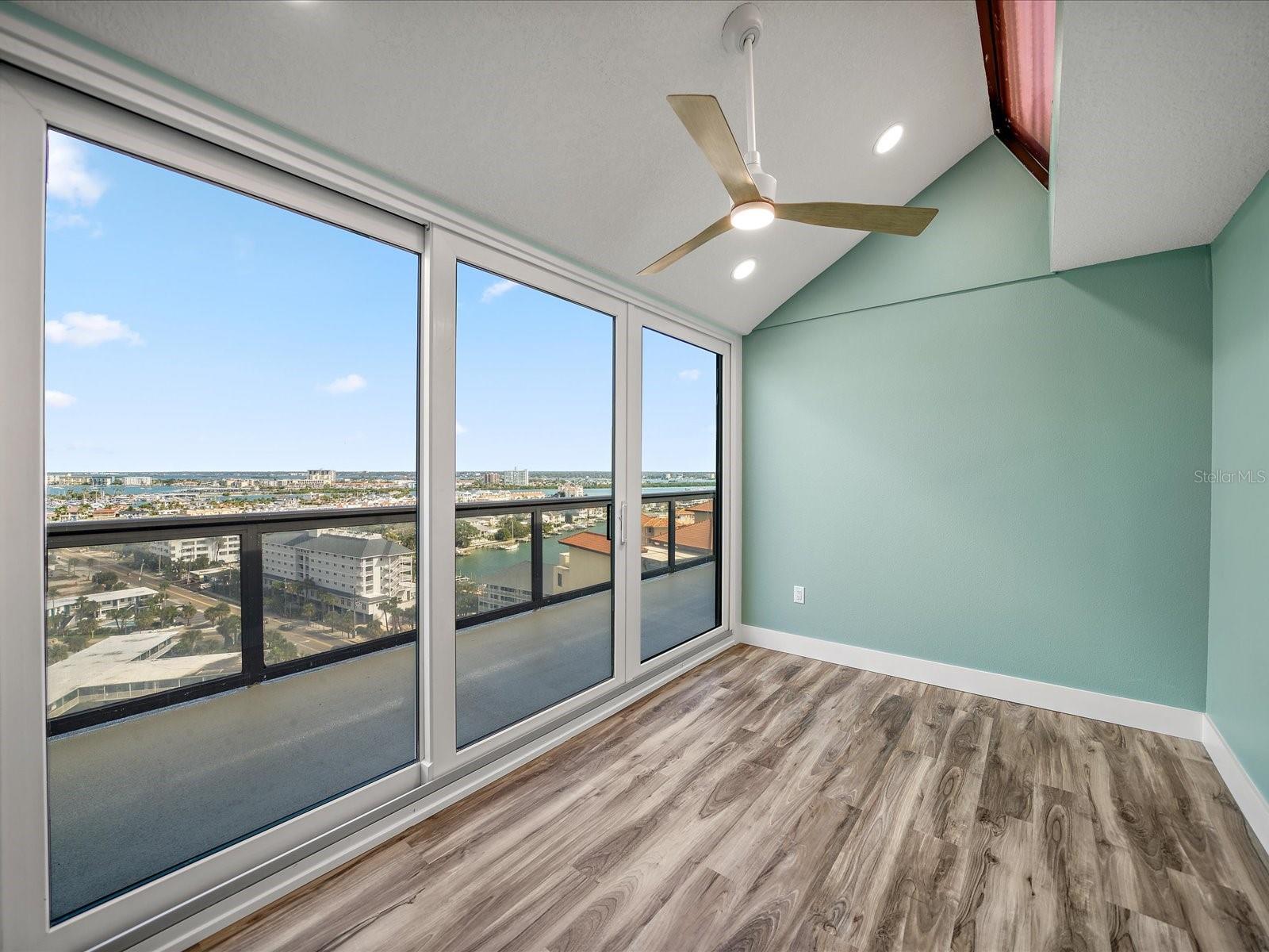 450 Gulfview Blvd S #1708 Property Photo 54