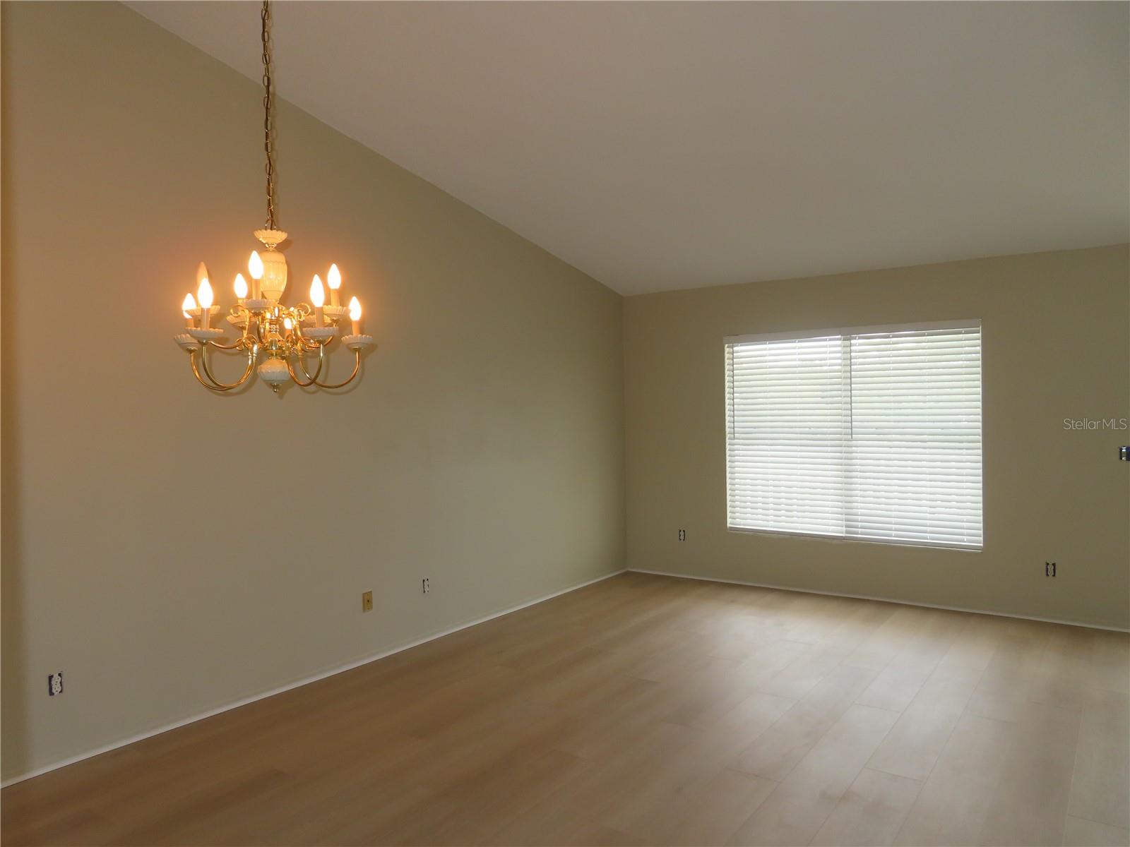 2291 Americus Blvd W #37 Property Photo 8