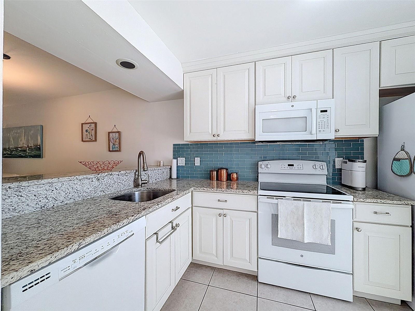 4833 Myrtle Oak Dr #12 Property Photo 8