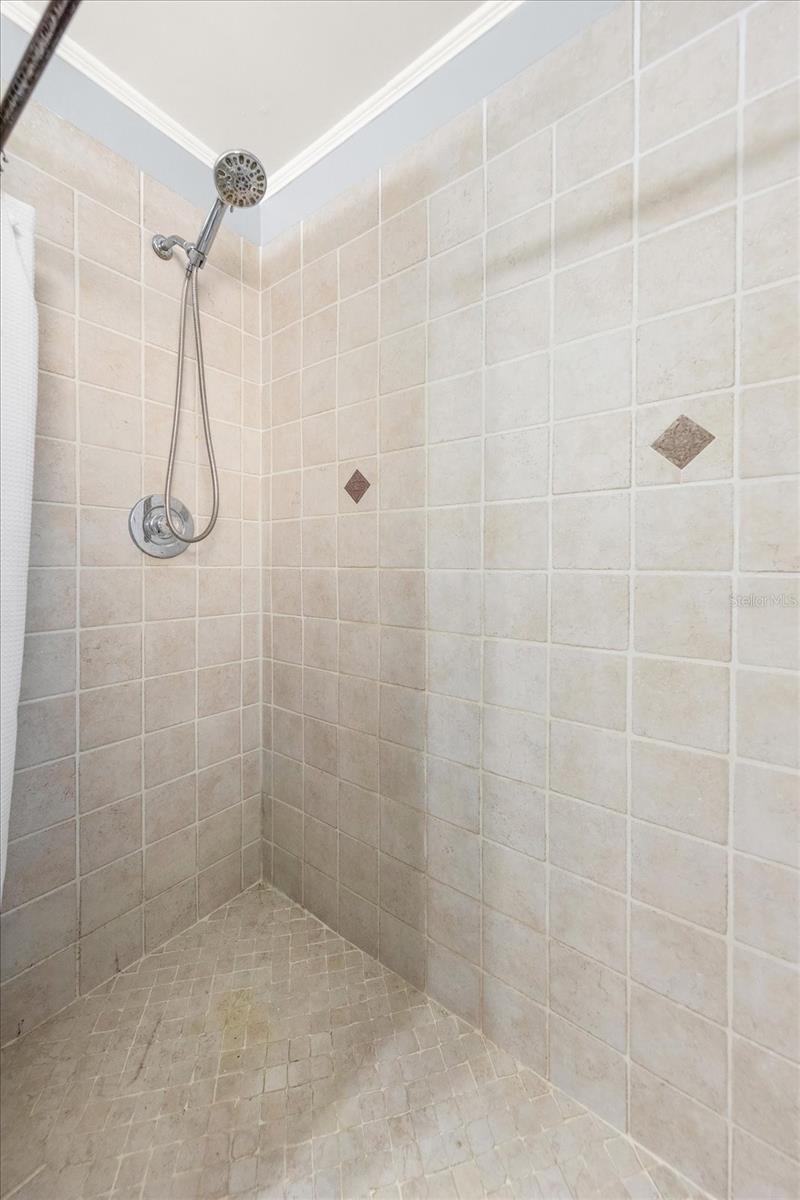 611 11th St Nw Property Photo 24
