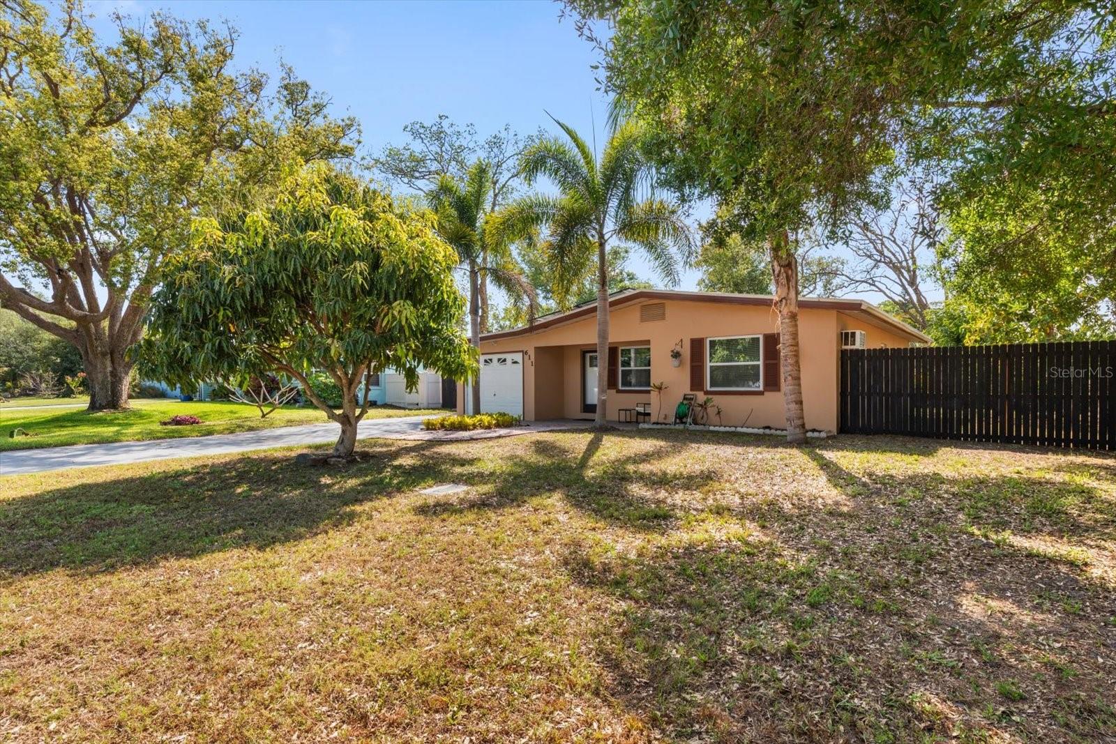 611 11th St Nw Property Photo 37