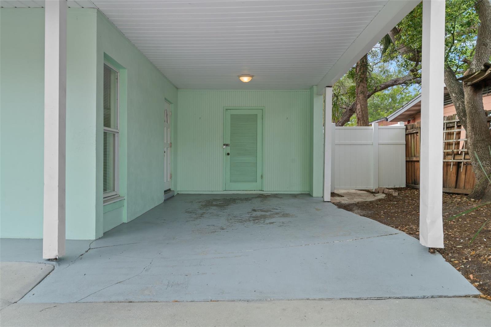 4808 W Euclid Ave Property Photo 8