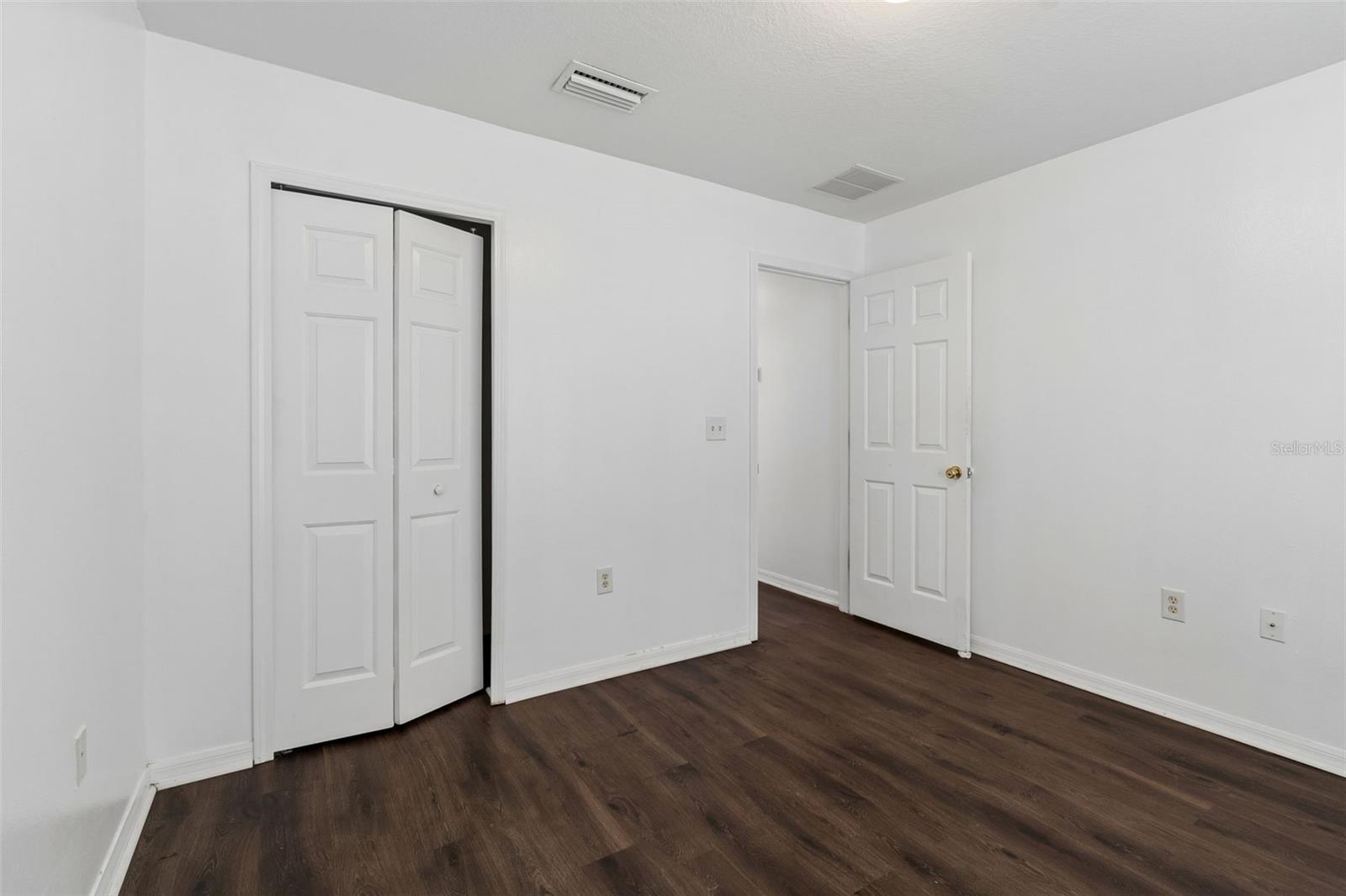 7643 Weehawken Dr Property Photo 13