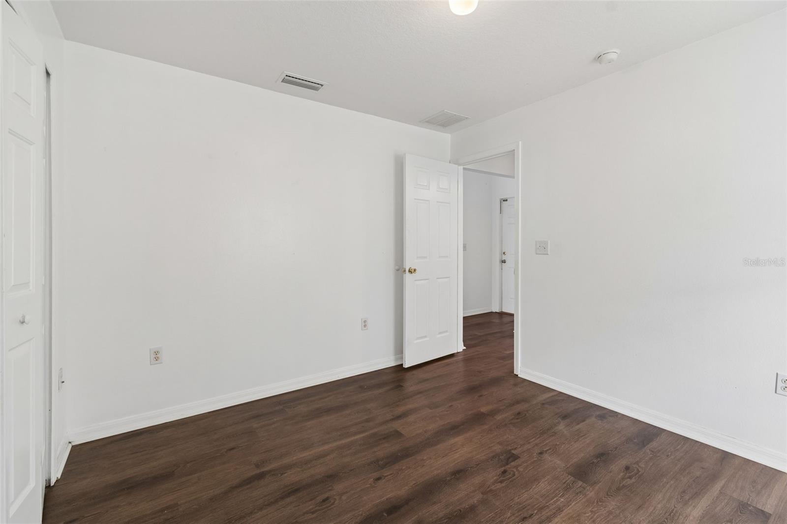 7643 Weehawken Dr Property Photo 18