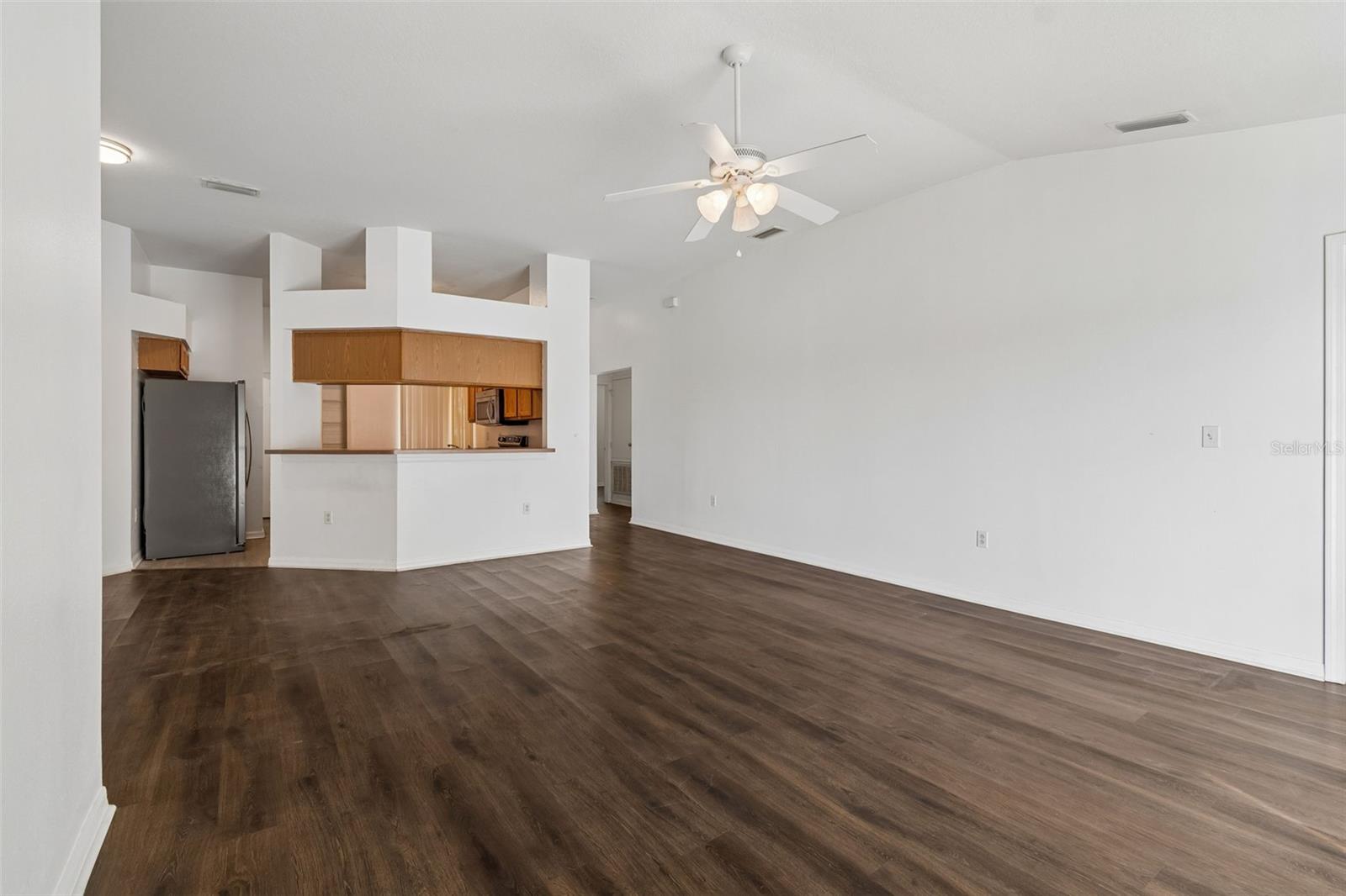 7643 Weehawken Dr Property Photo 25