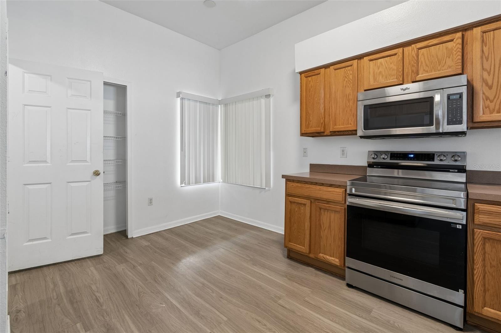 7643 Weehawken Dr Property Photo 28