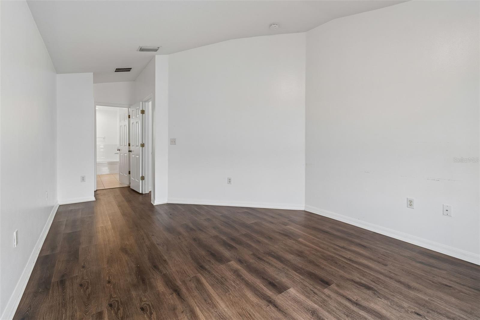 7643 Weehawken Dr Property Photo 37