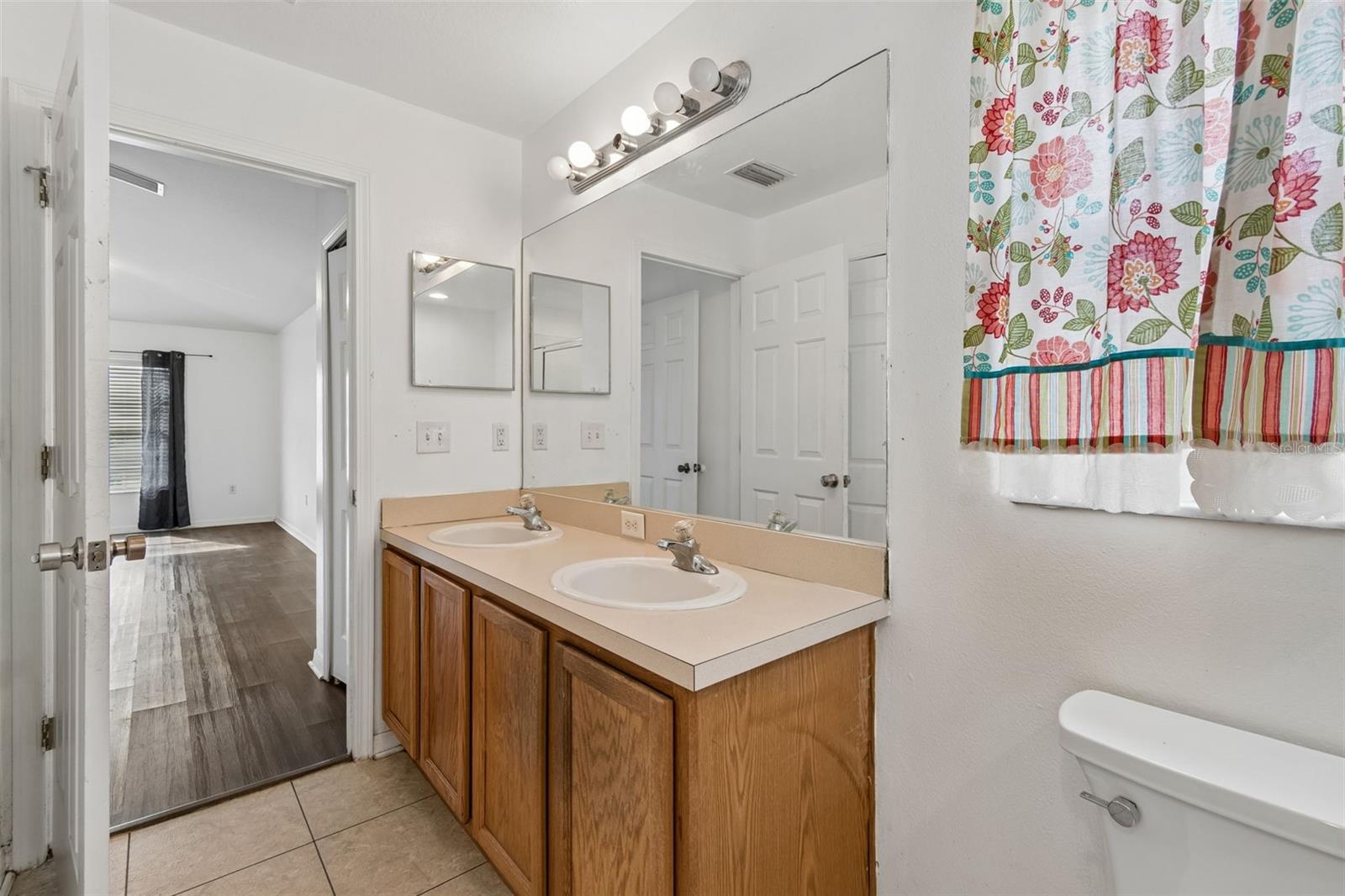 7643 Weehawken Dr Property Photo 41
