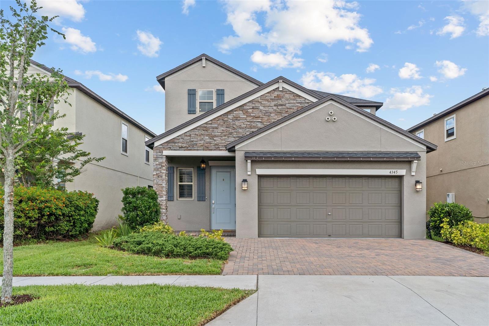 4345 Cadence Loop Property Photo 1
