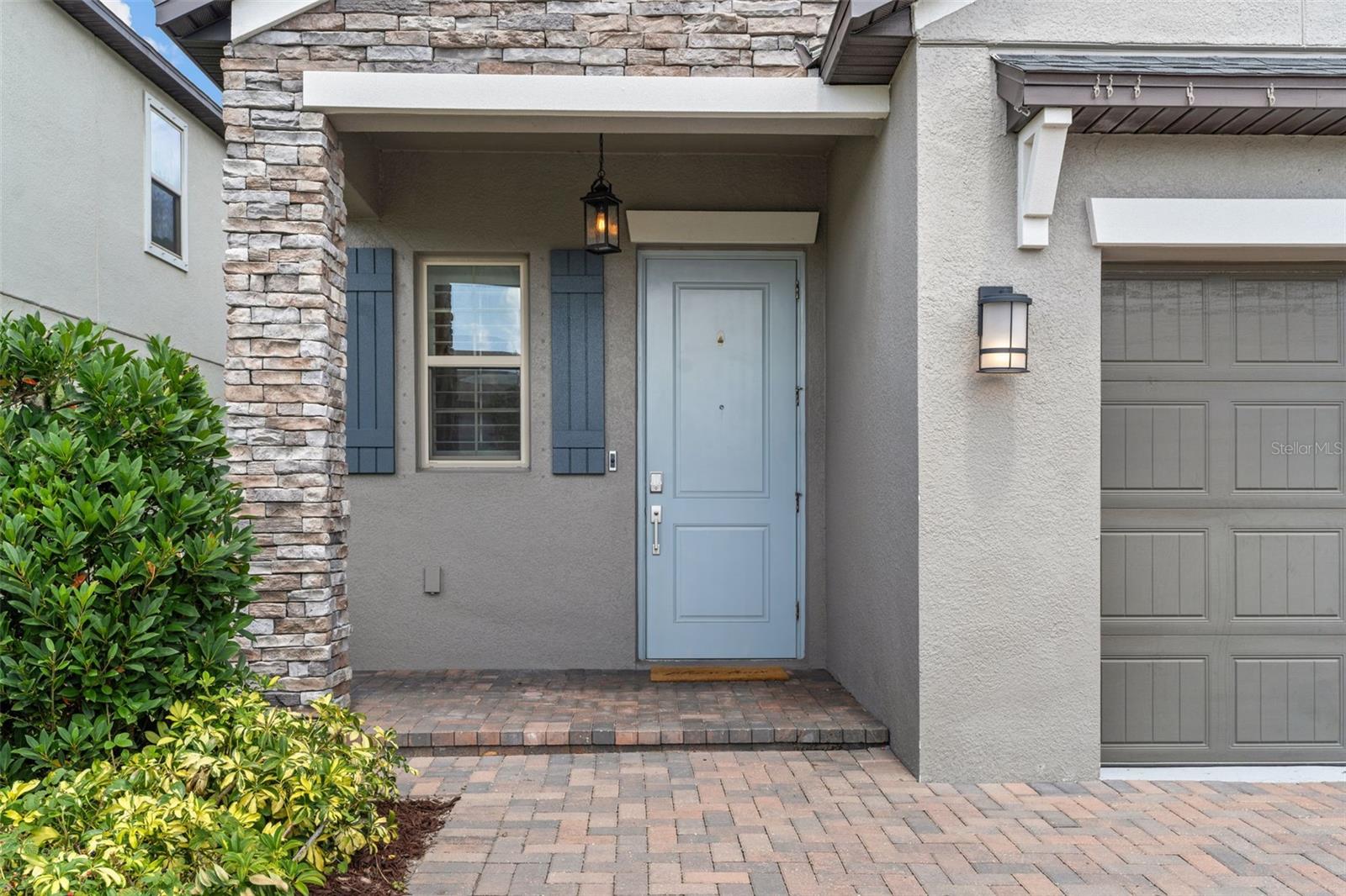 4345 Cadence Loop Property Photo 2