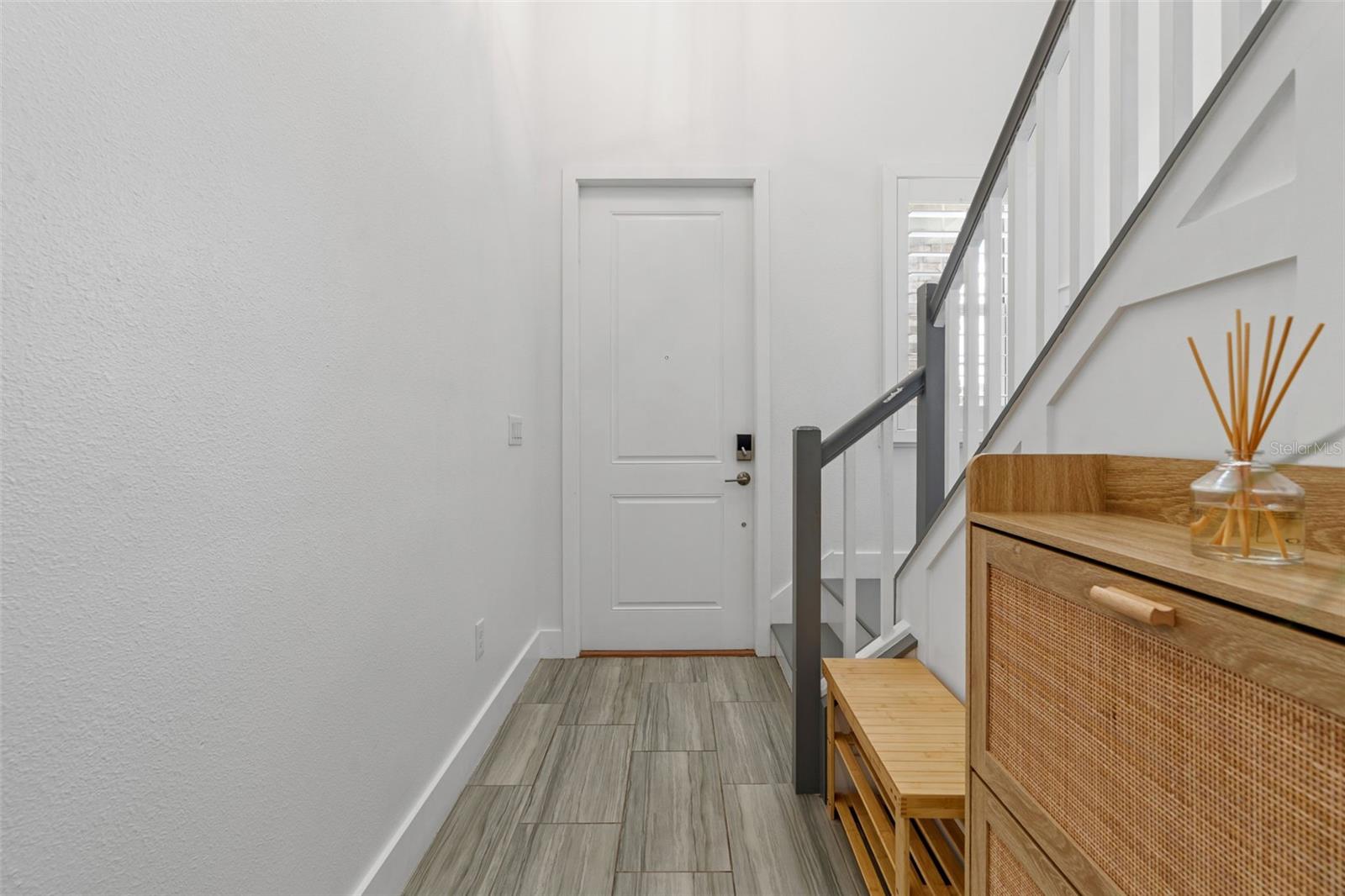 4345 Cadence Loop Property Photo 5