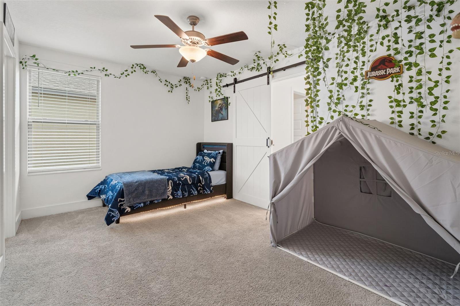 4345 Cadence Loop Property Photo 26