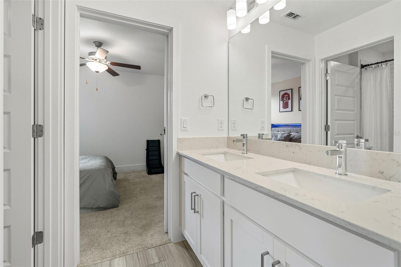 4345 Cadence Loop Property Photo 27