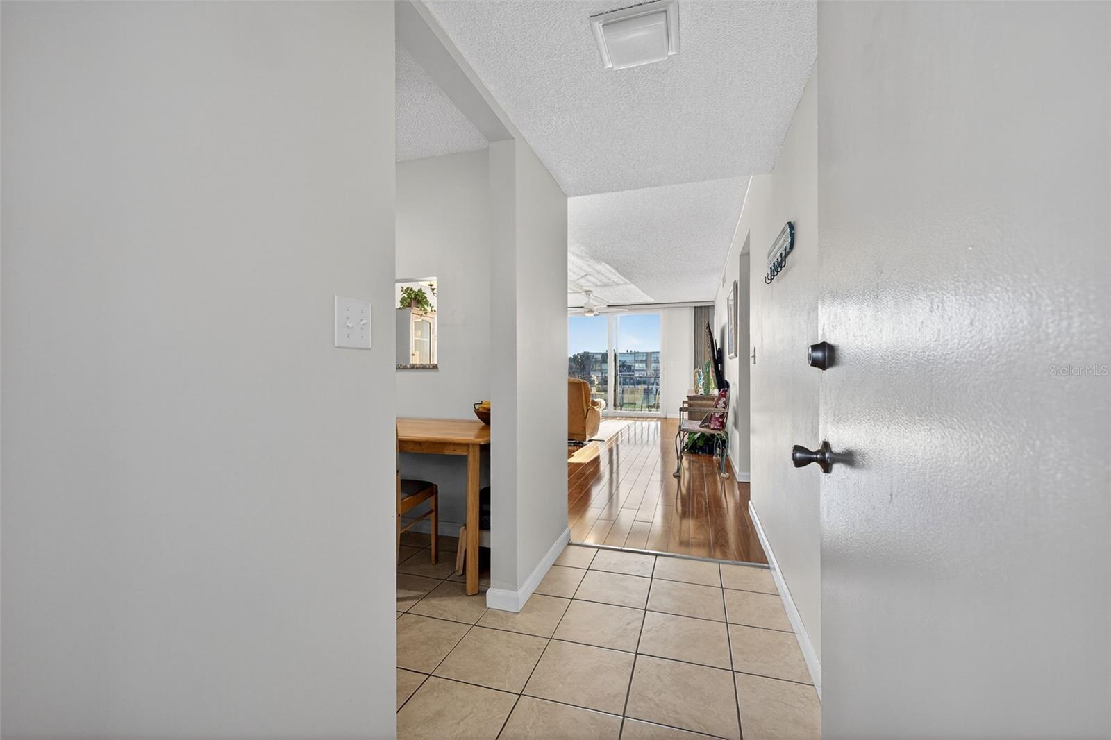 7625 Sun Island Dr S #207 Property Photo 2
