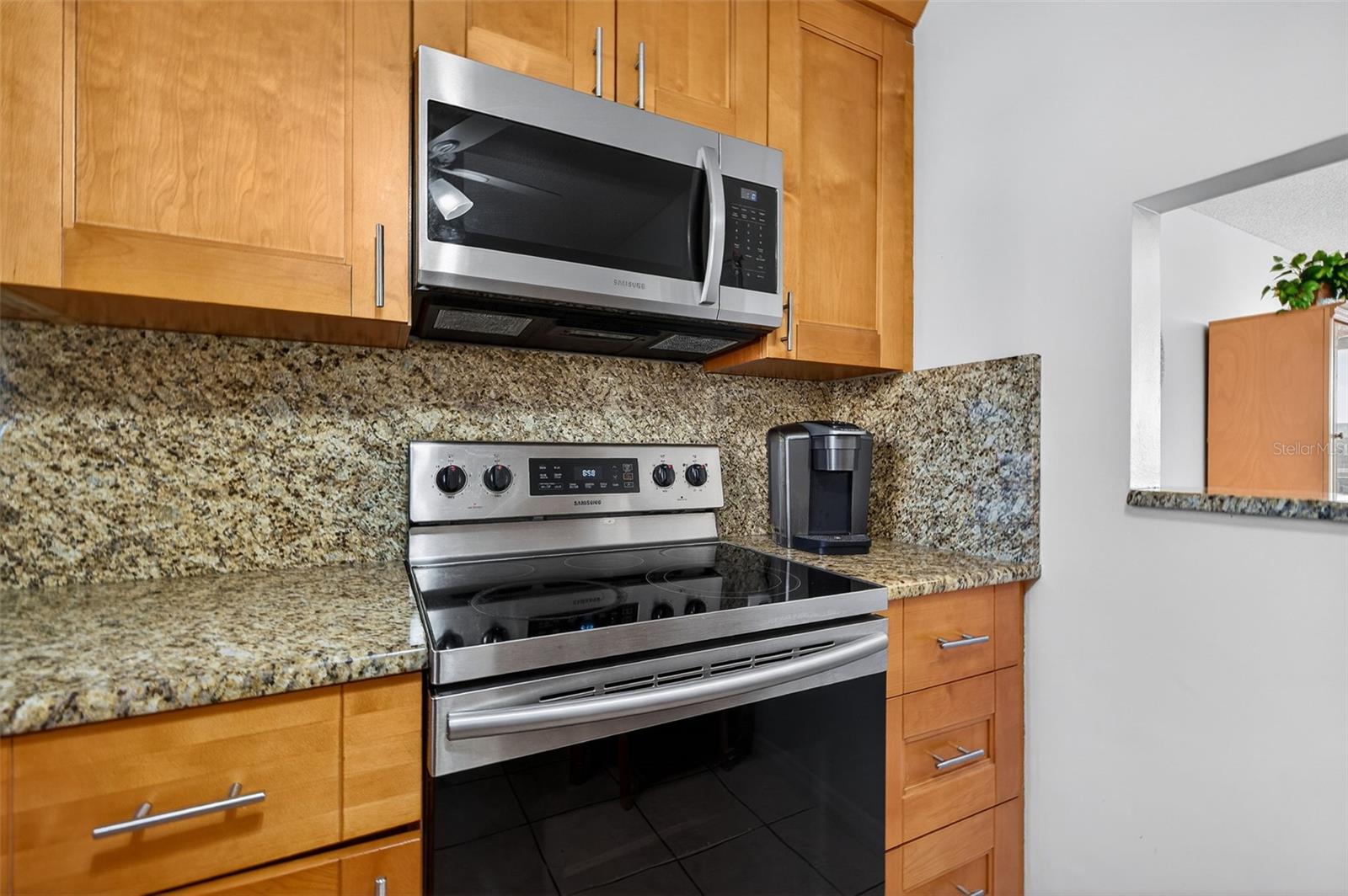 7625 Sun Island Dr S #207 Property Photo 5