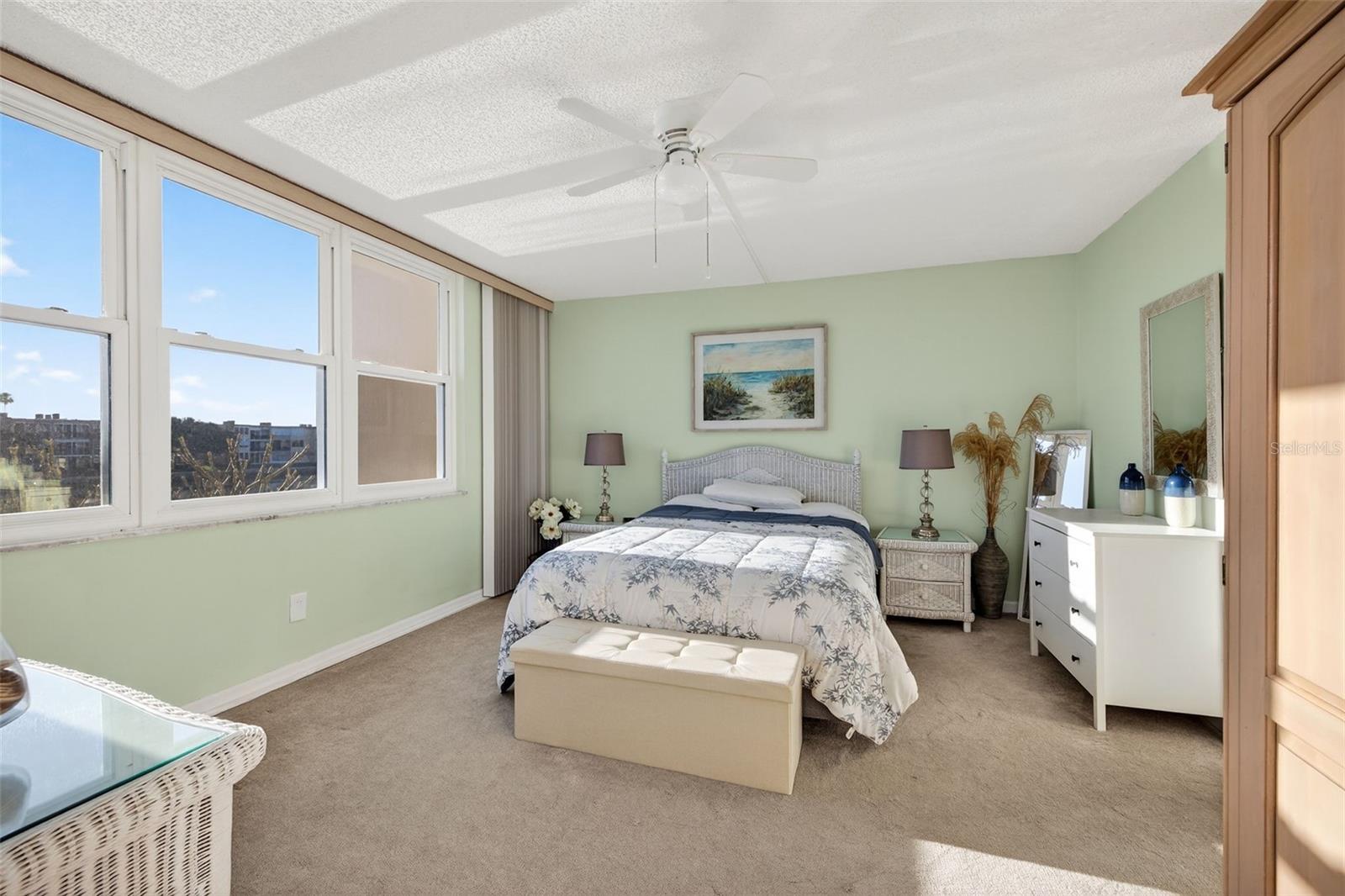 7625 Sun Island Dr S #207 Property Photo 15