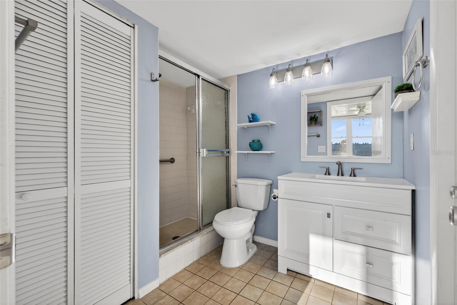 7625 Sun Island Dr S #207 Property Photo 17