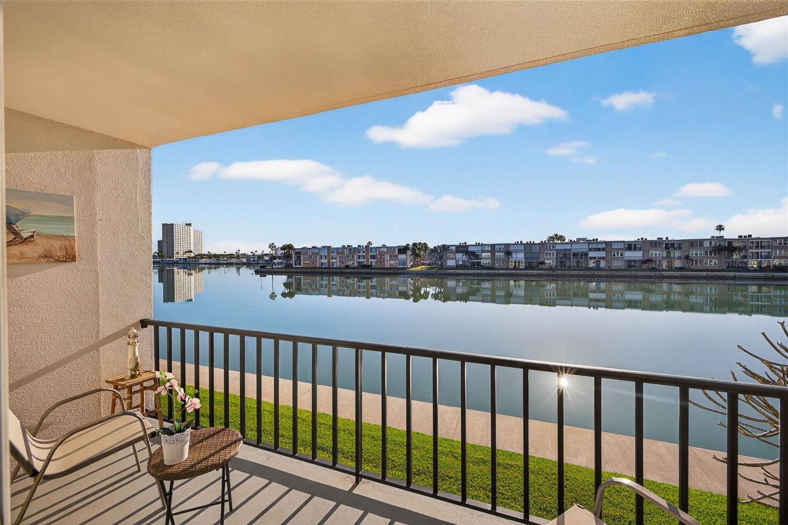 7625 Sun Island Dr S #207 Property Photo 22