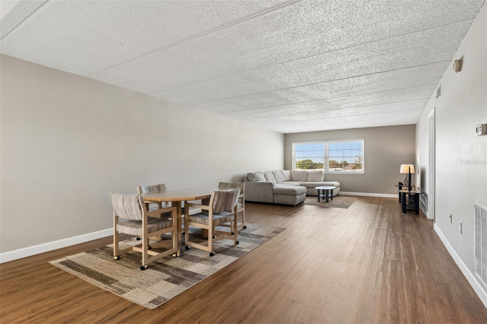 12300 Park Blvd #221 Property Photo 8