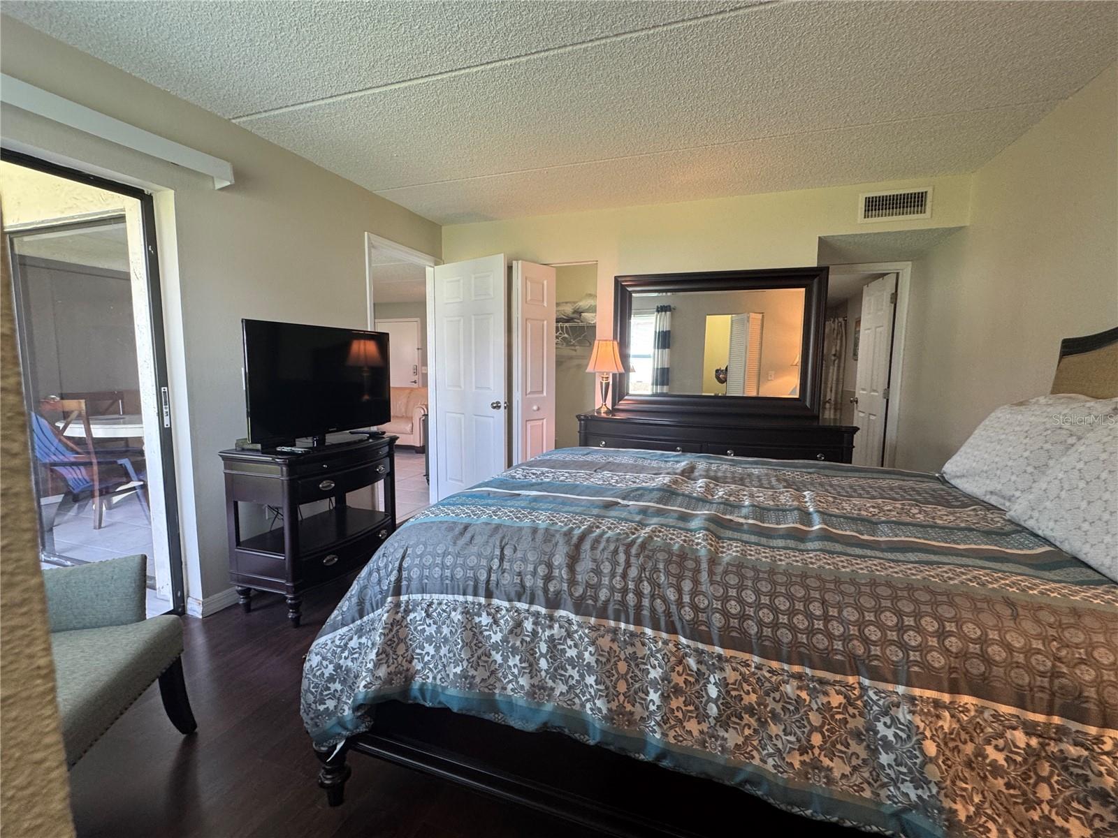 115 Windward Pl #15 Property Photo 8