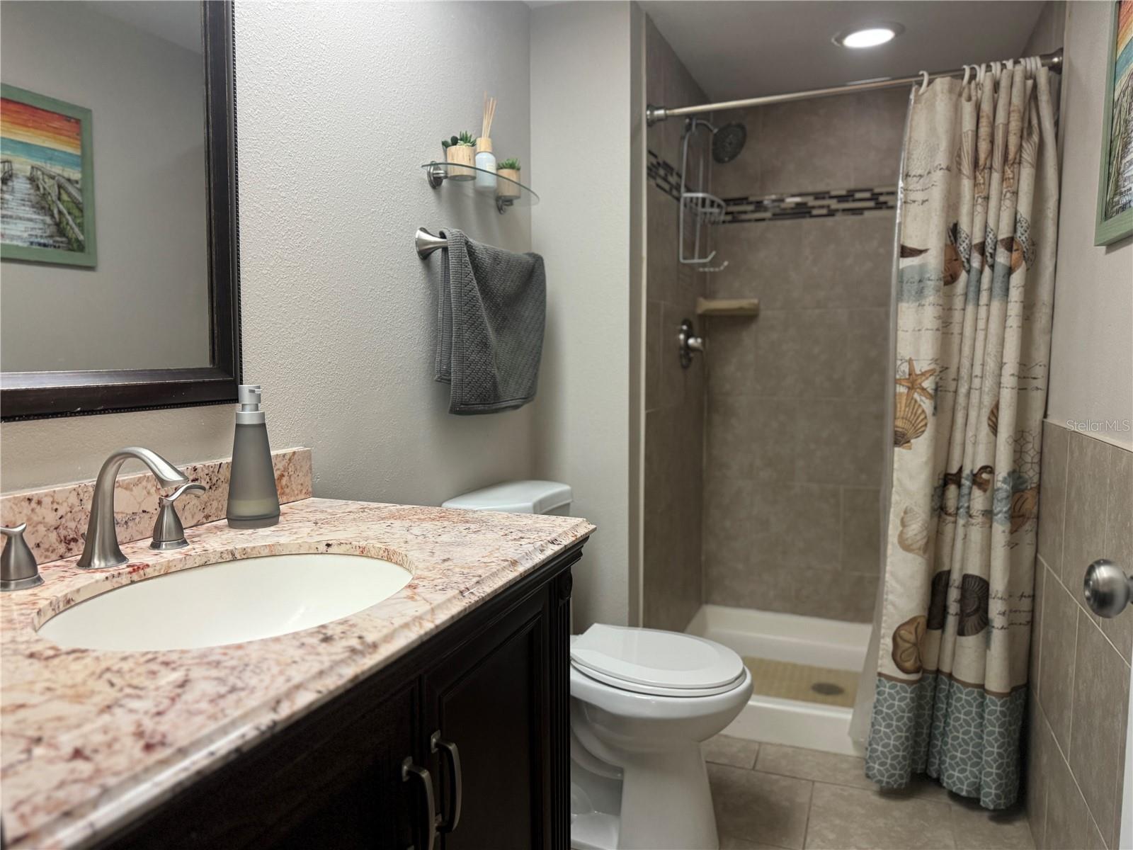 115 Windward Pl #15 Property Photo 12