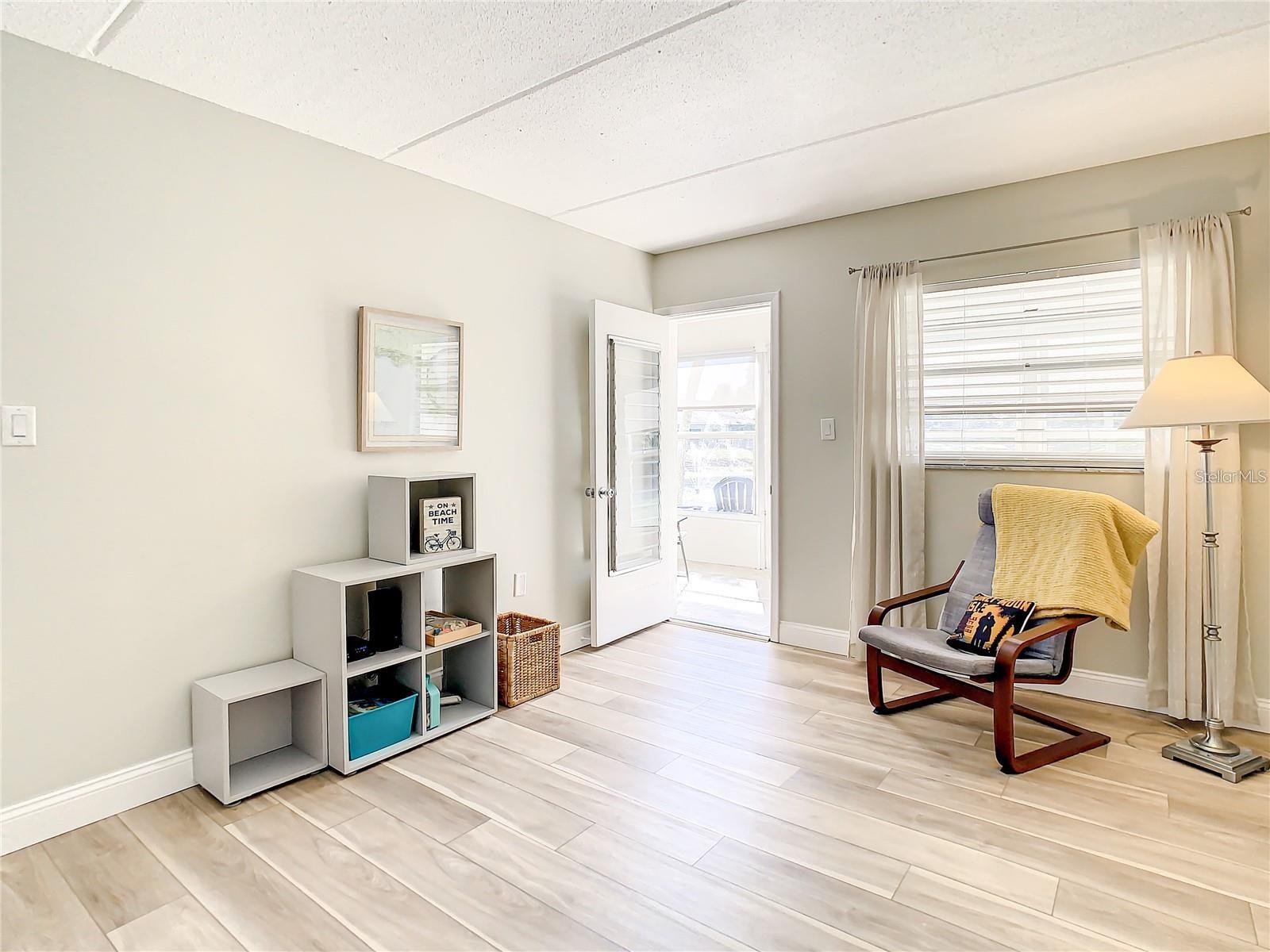 841 Patricia Ave #103 Property Photo 18