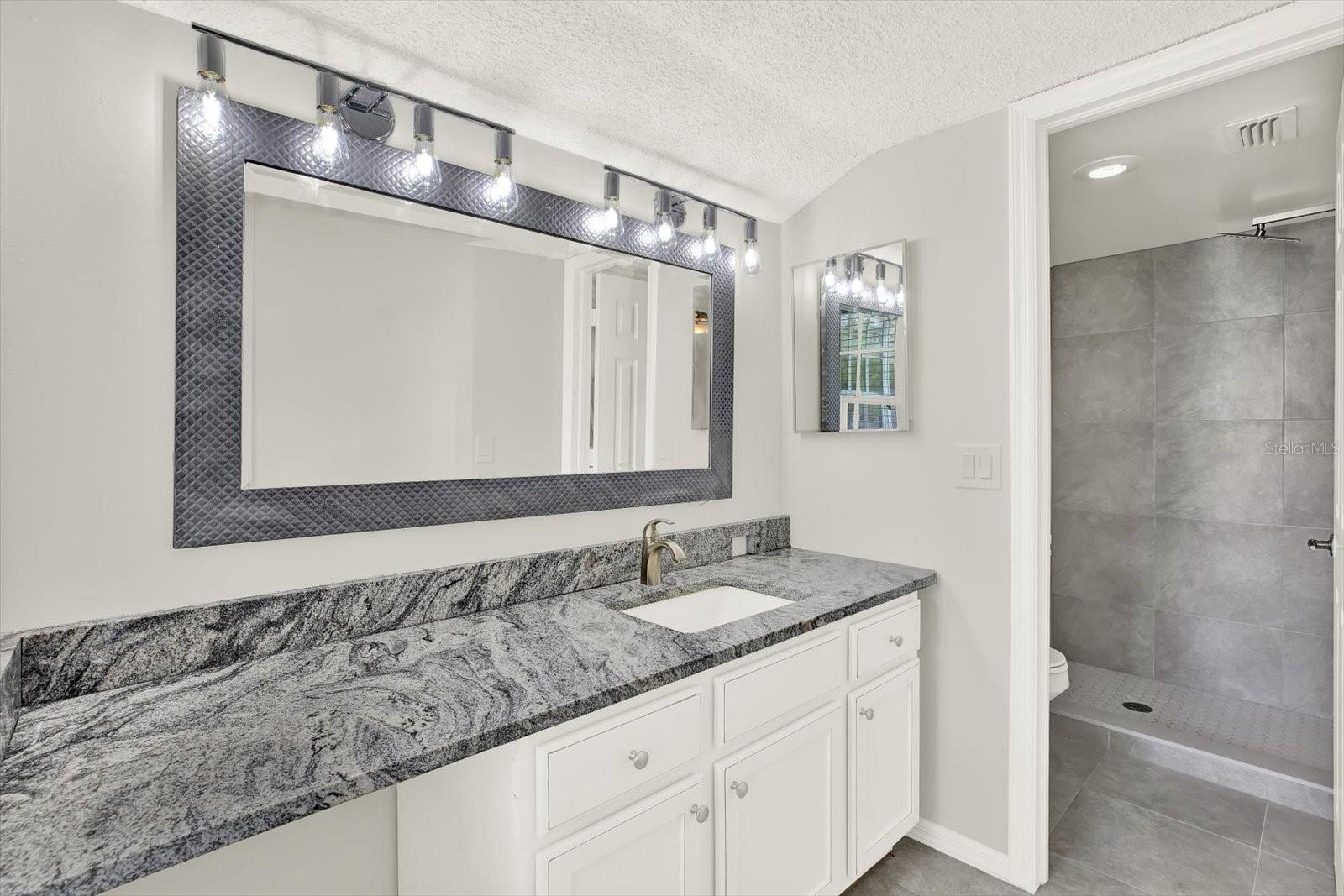 5844 Red Cedar Ln Property Photo 12