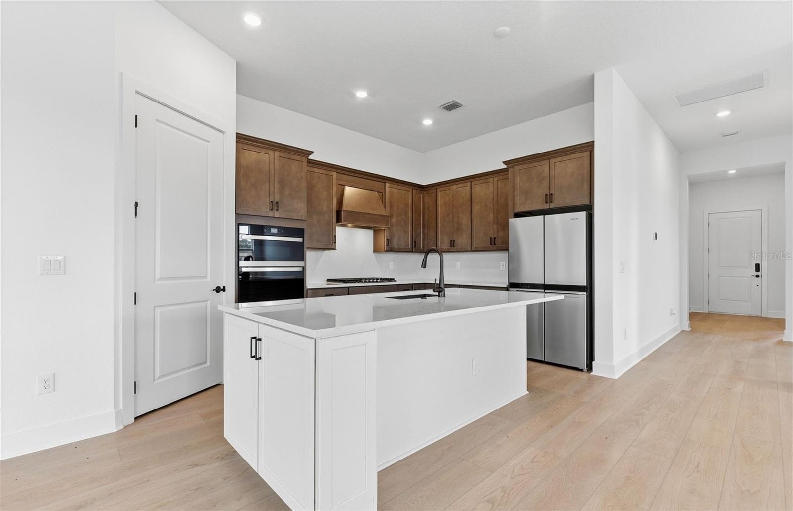 13531 Canyon Ridge Rd Property Photo 3