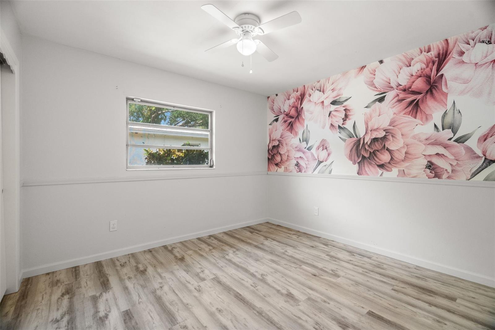 2027 E Valencia Way E Property Photo 25