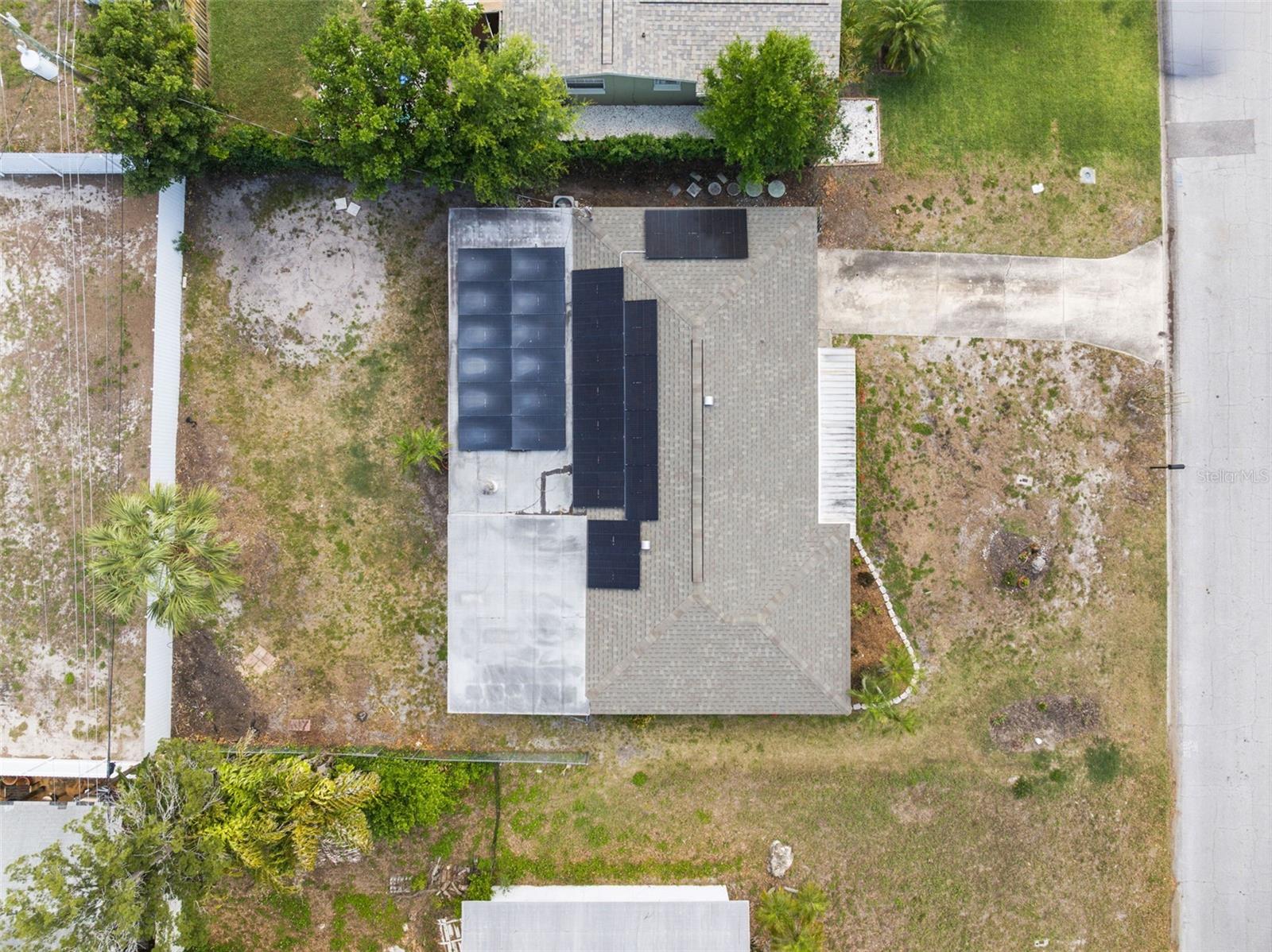 2027 E Valencia Way E Property Photo 32