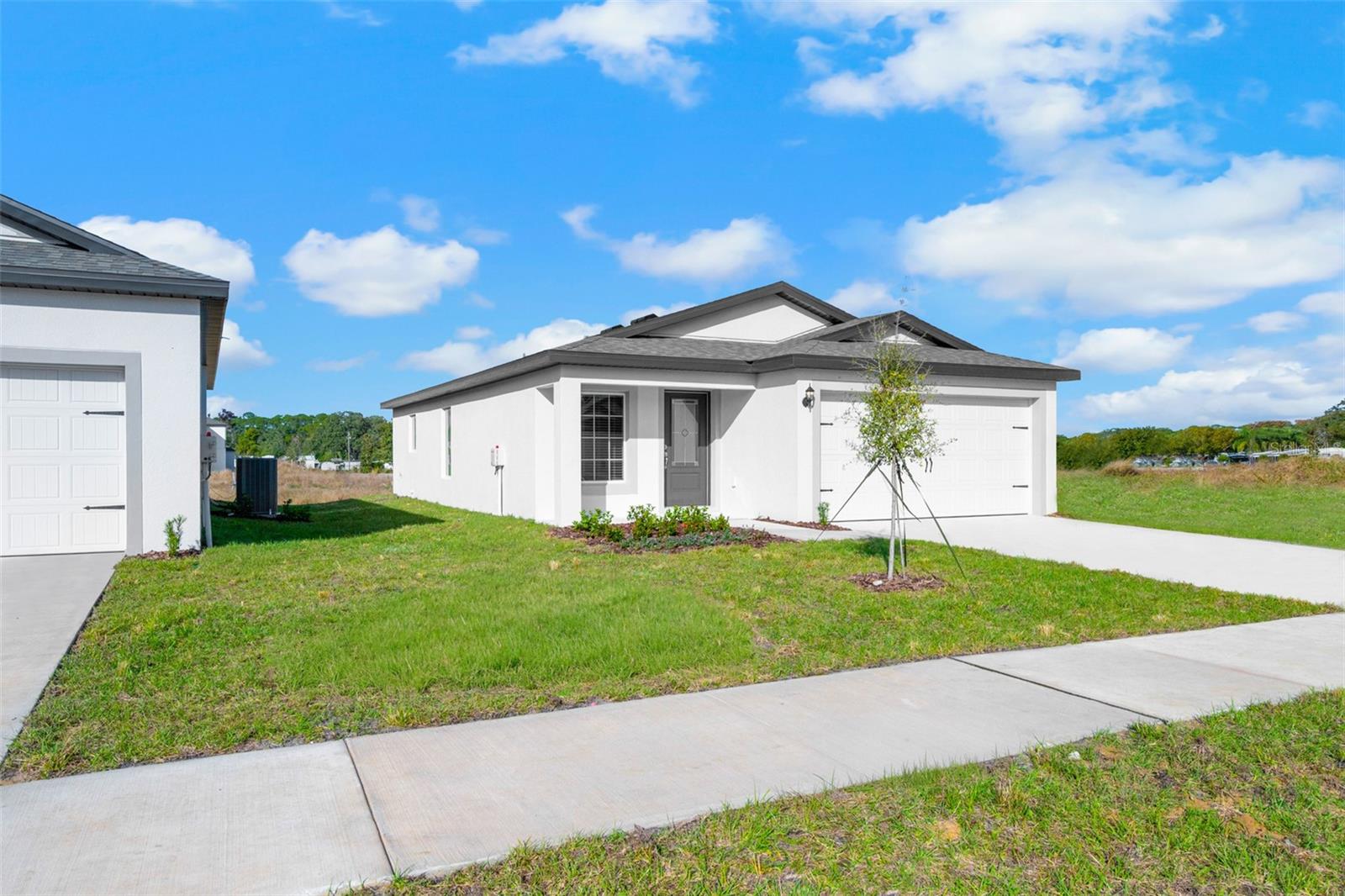 13336 Tula Loop Property Photo 3