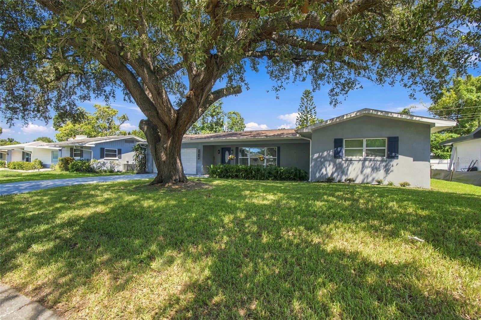 1618 BARRY RD Property Photo 1