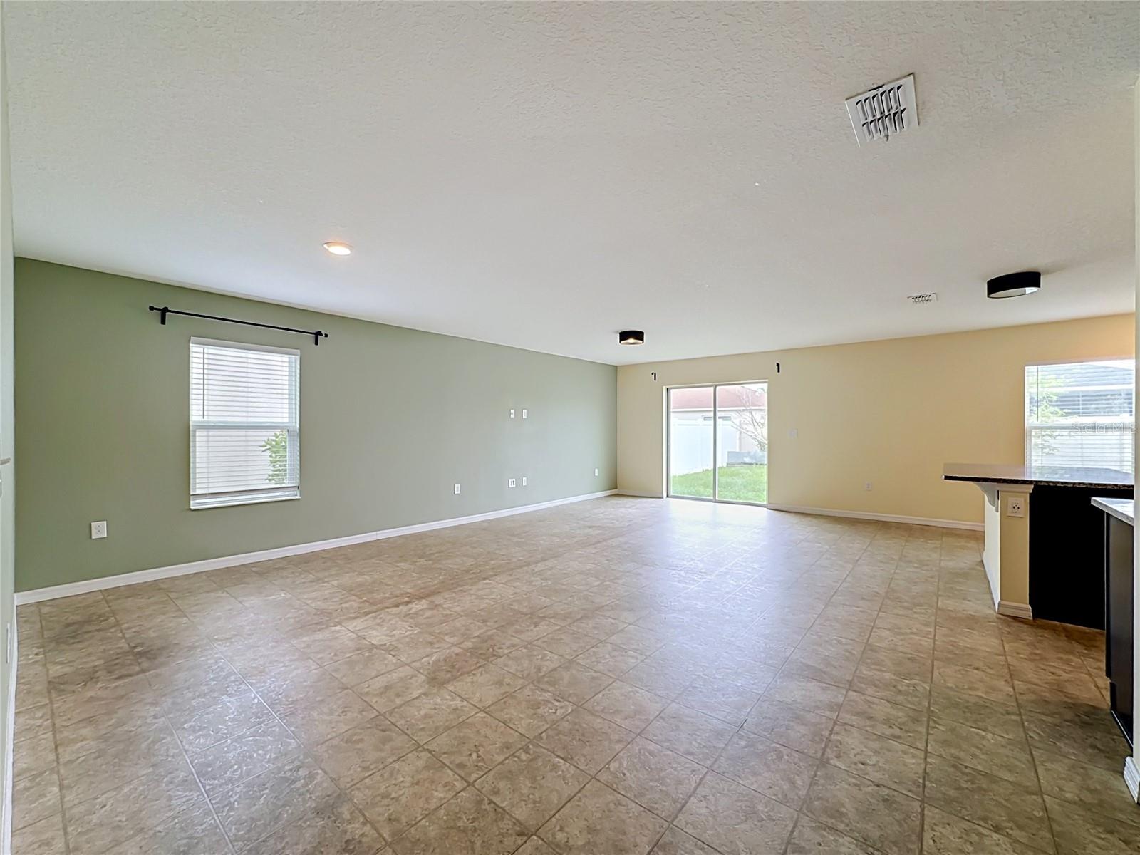 10624 Massimo Dr Property Photo 3
