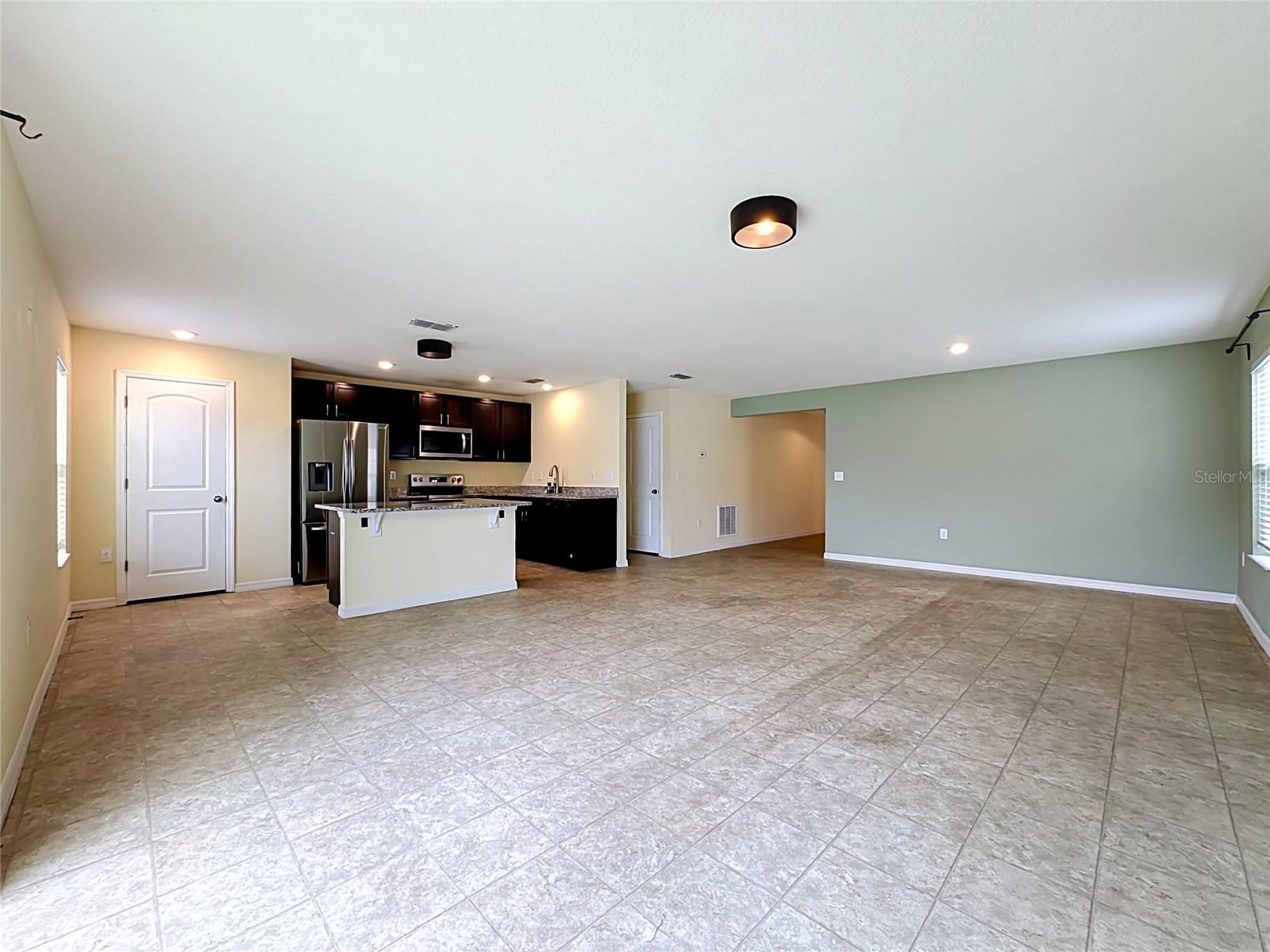 10624 Massimo Dr Property Photo 7