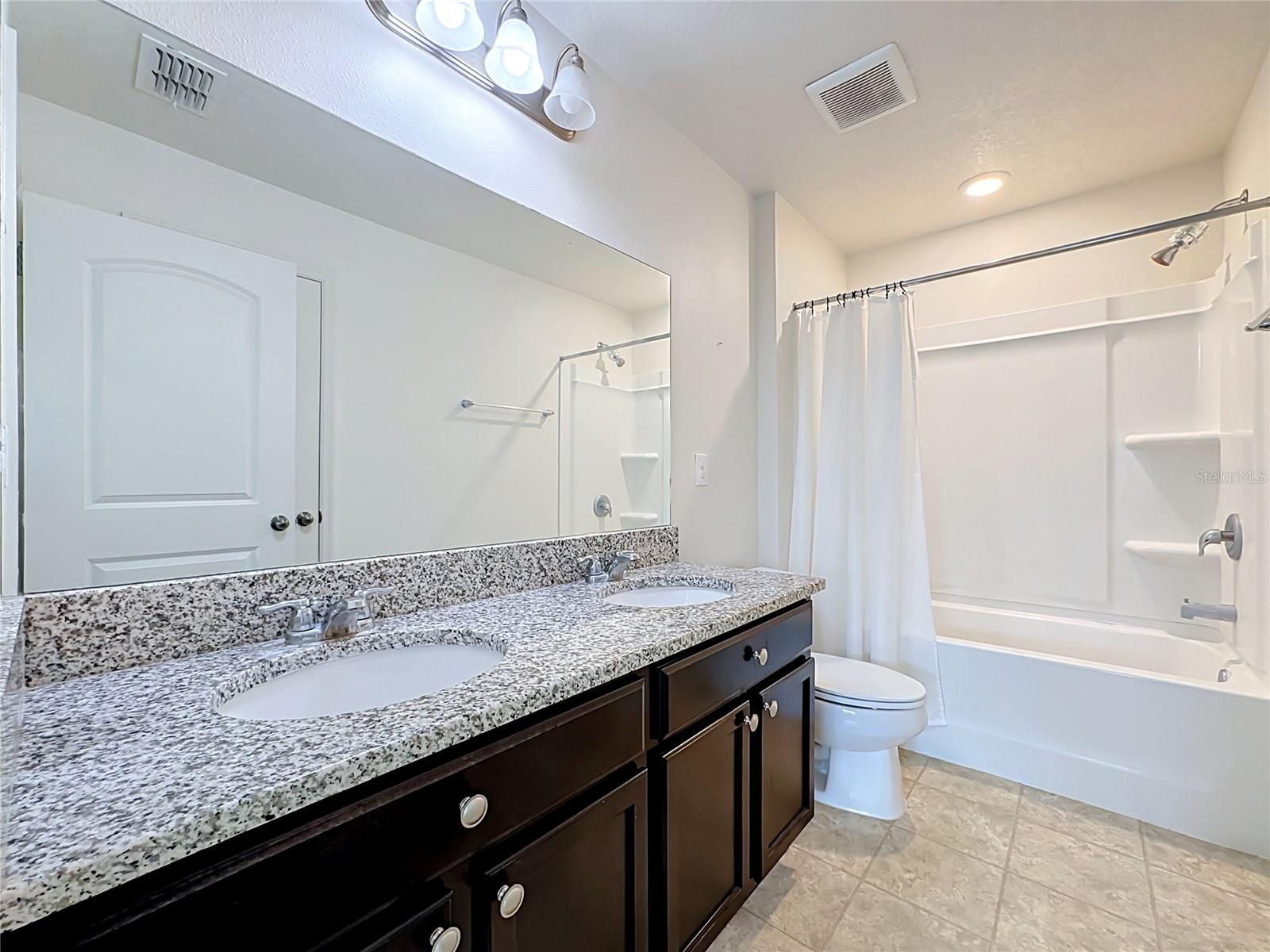 10624 Massimo Dr Property Photo 22
