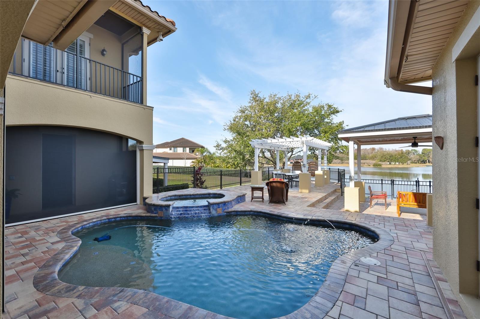 10517 Tarpon Springs Rd Property Photo 5