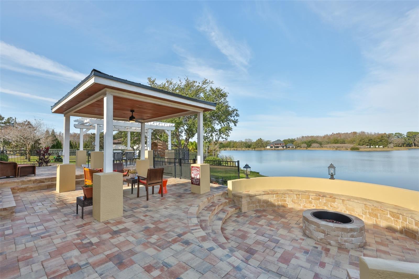 10517 Tarpon Springs Rd Property Photo 9