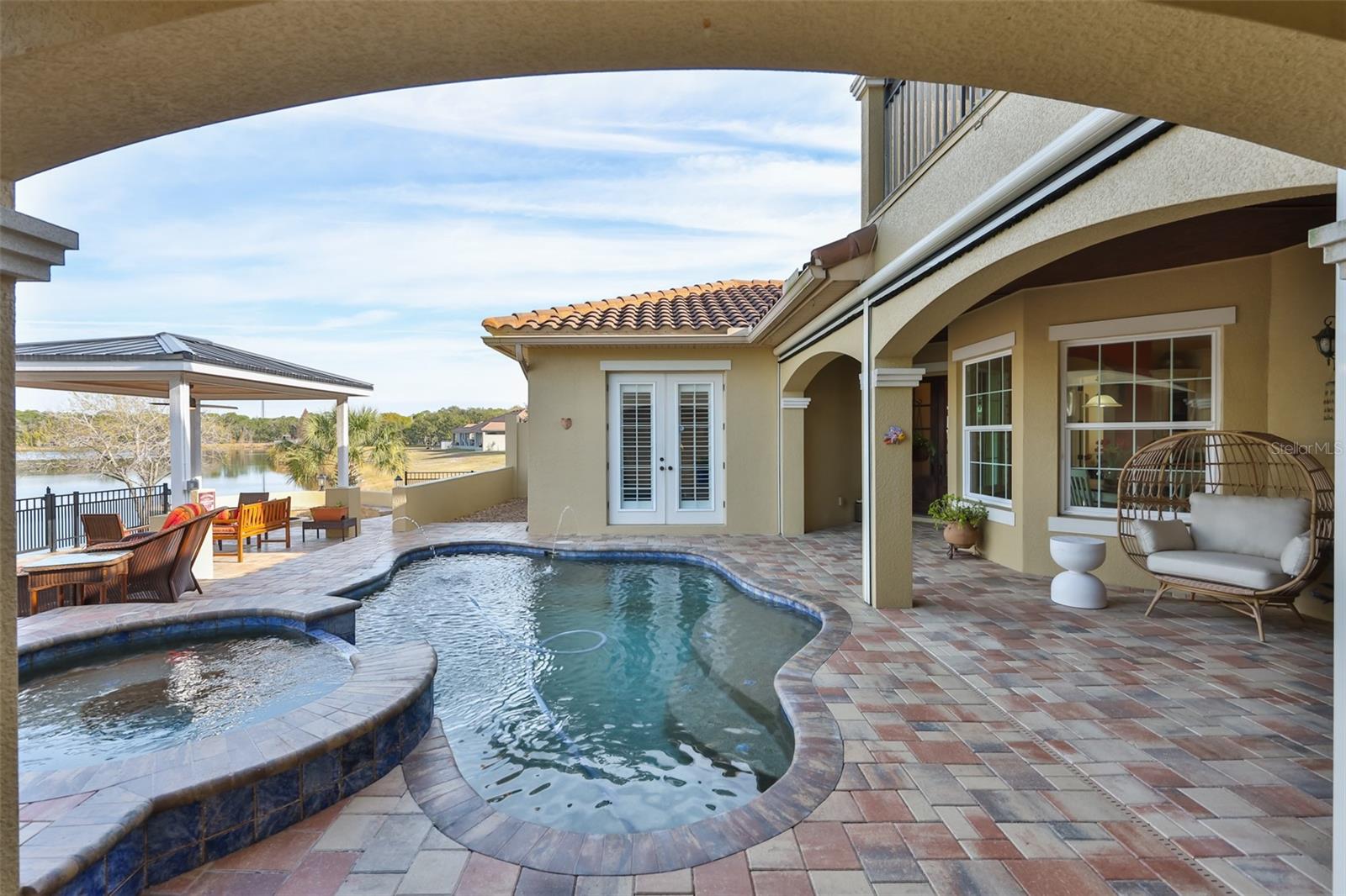 10517 Tarpon Springs Rd Property Photo 12