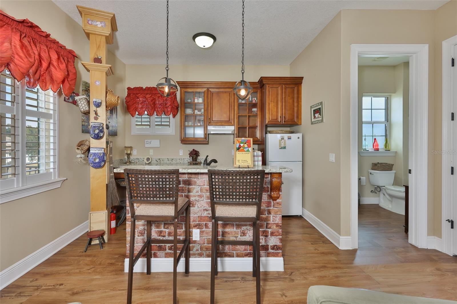 10517 Tarpon Springs Rd Property Photo 47