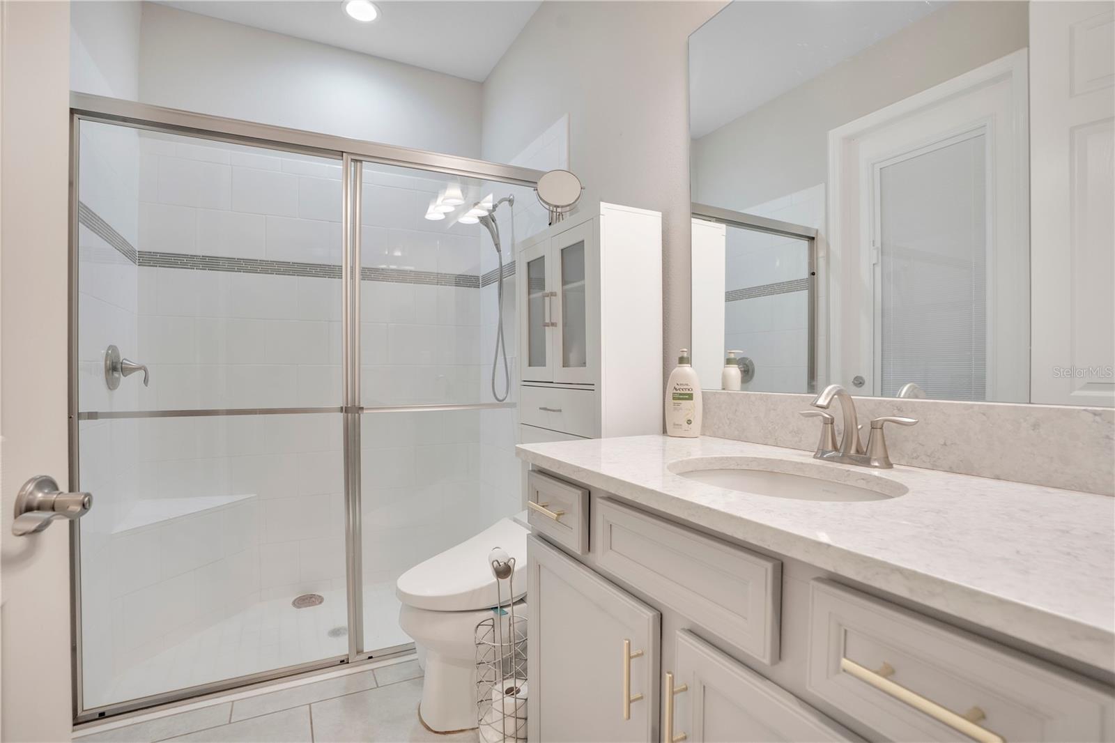 21914 Butterfly Kiss Dr Property Photo 24