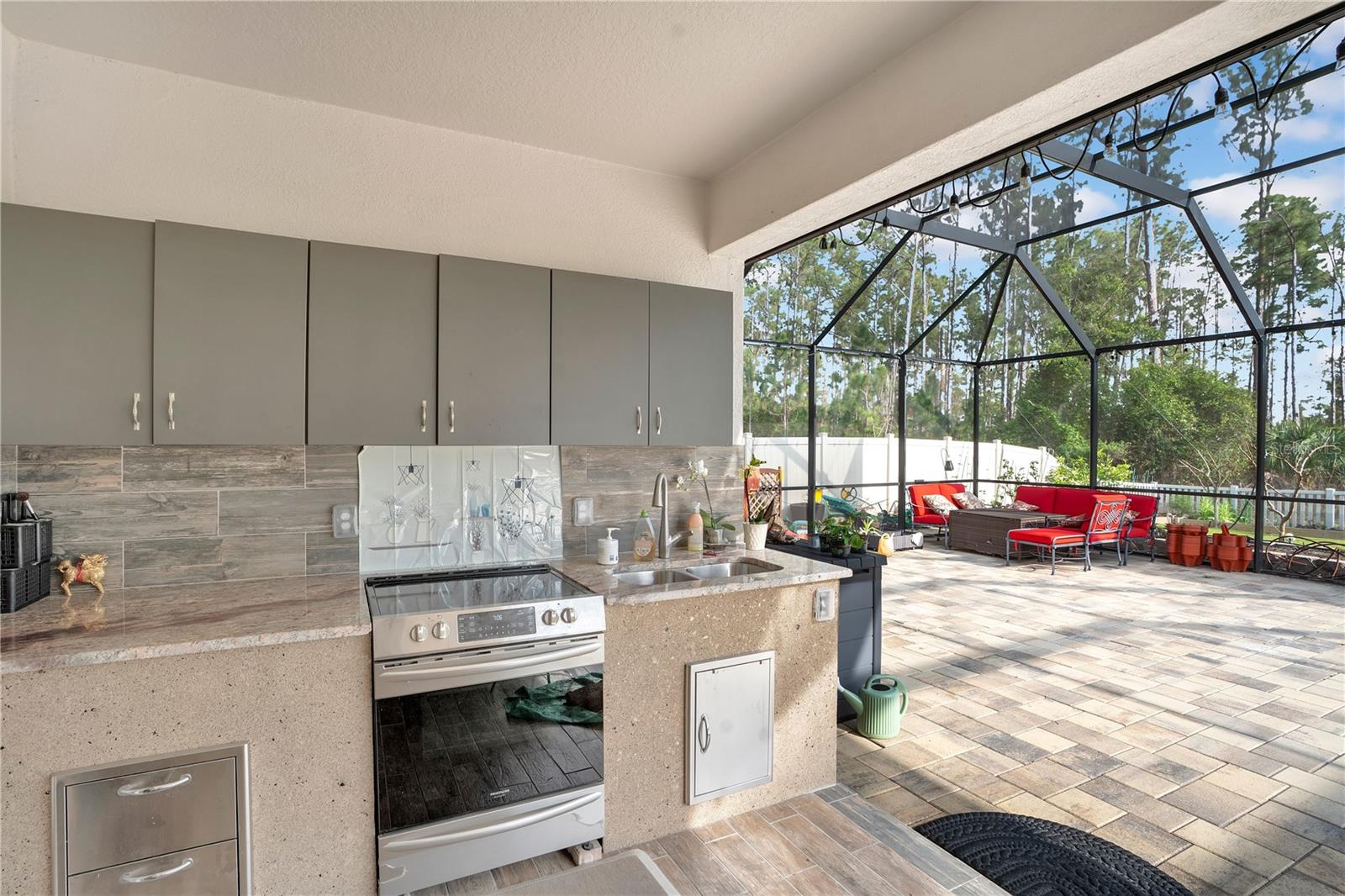 21914 Butterfly Kiss Dr Property Photo 35