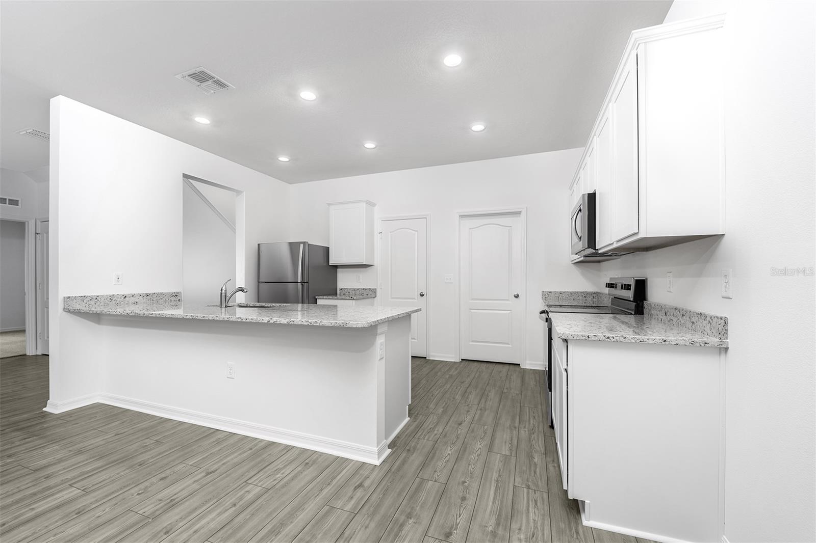 13246 Tula Loop Property Photo 4