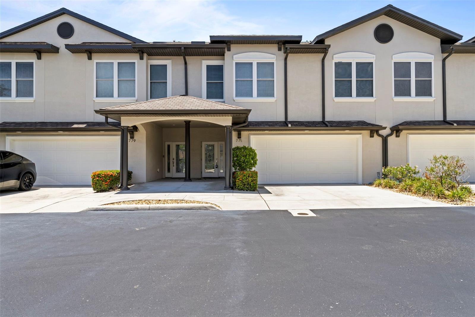 771 Date Palm Ln Property Photo 1