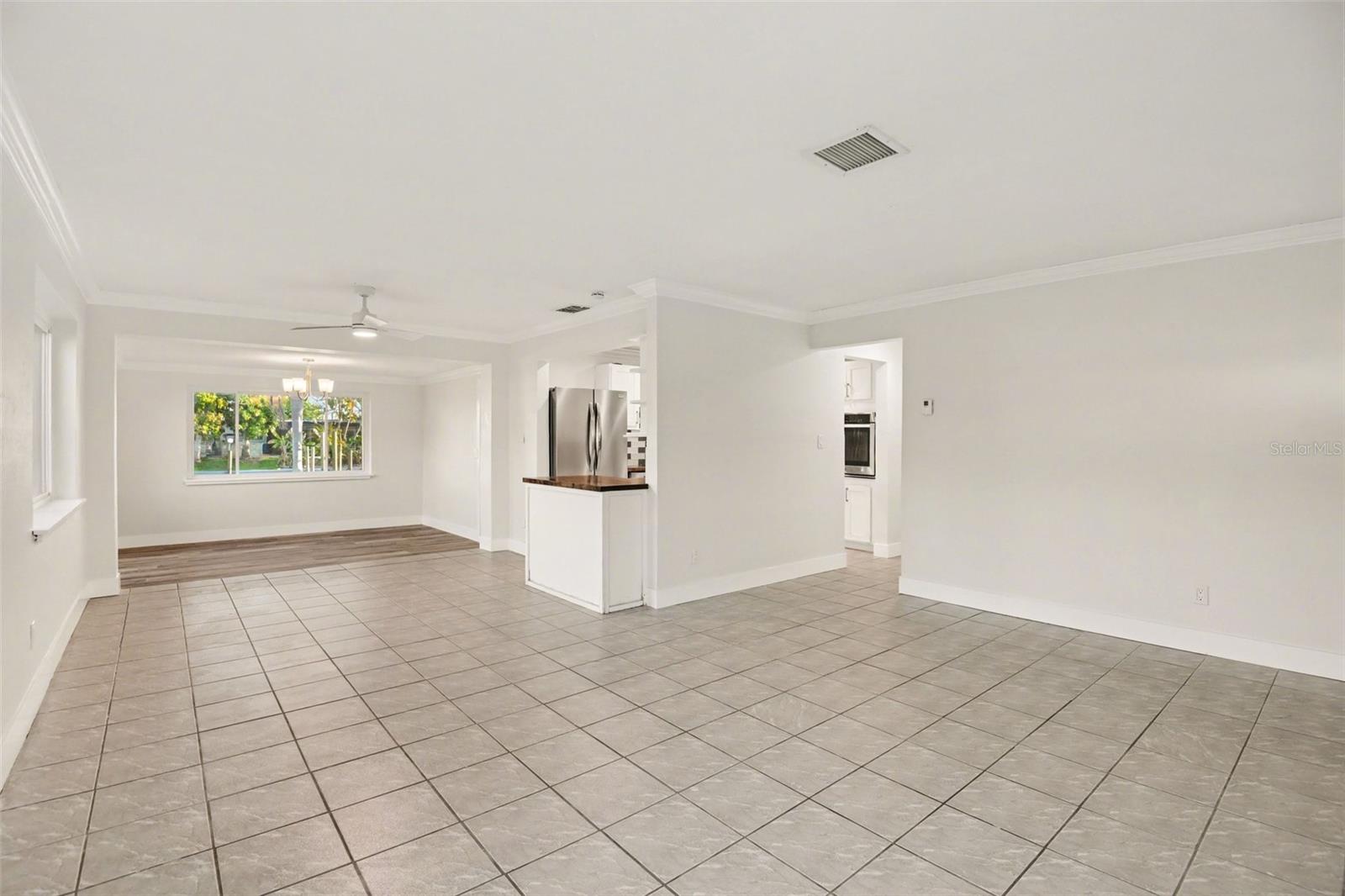 468 Grenier Dr Property Photo 8