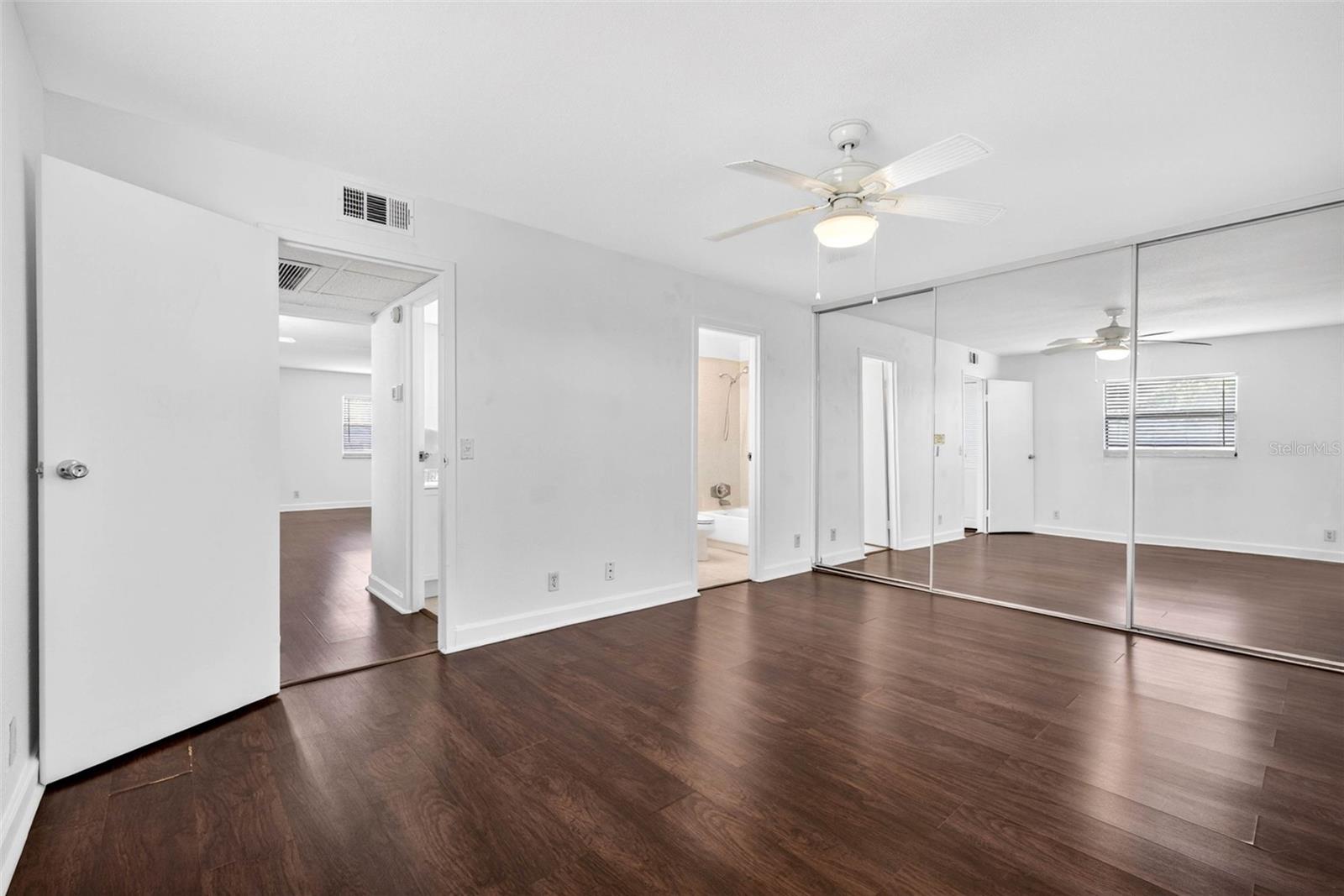 1801 Bedford Ln #27 Property Photo 16