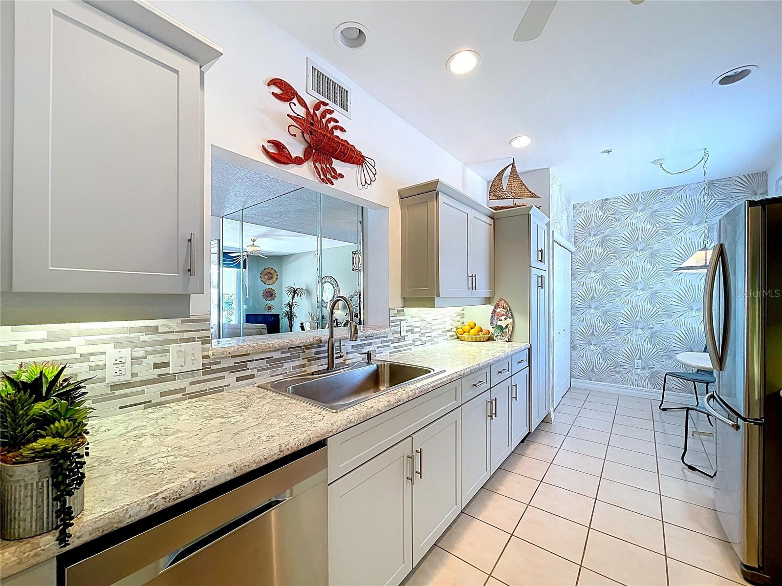 7 Island Park Pl #204 Property Photo 13