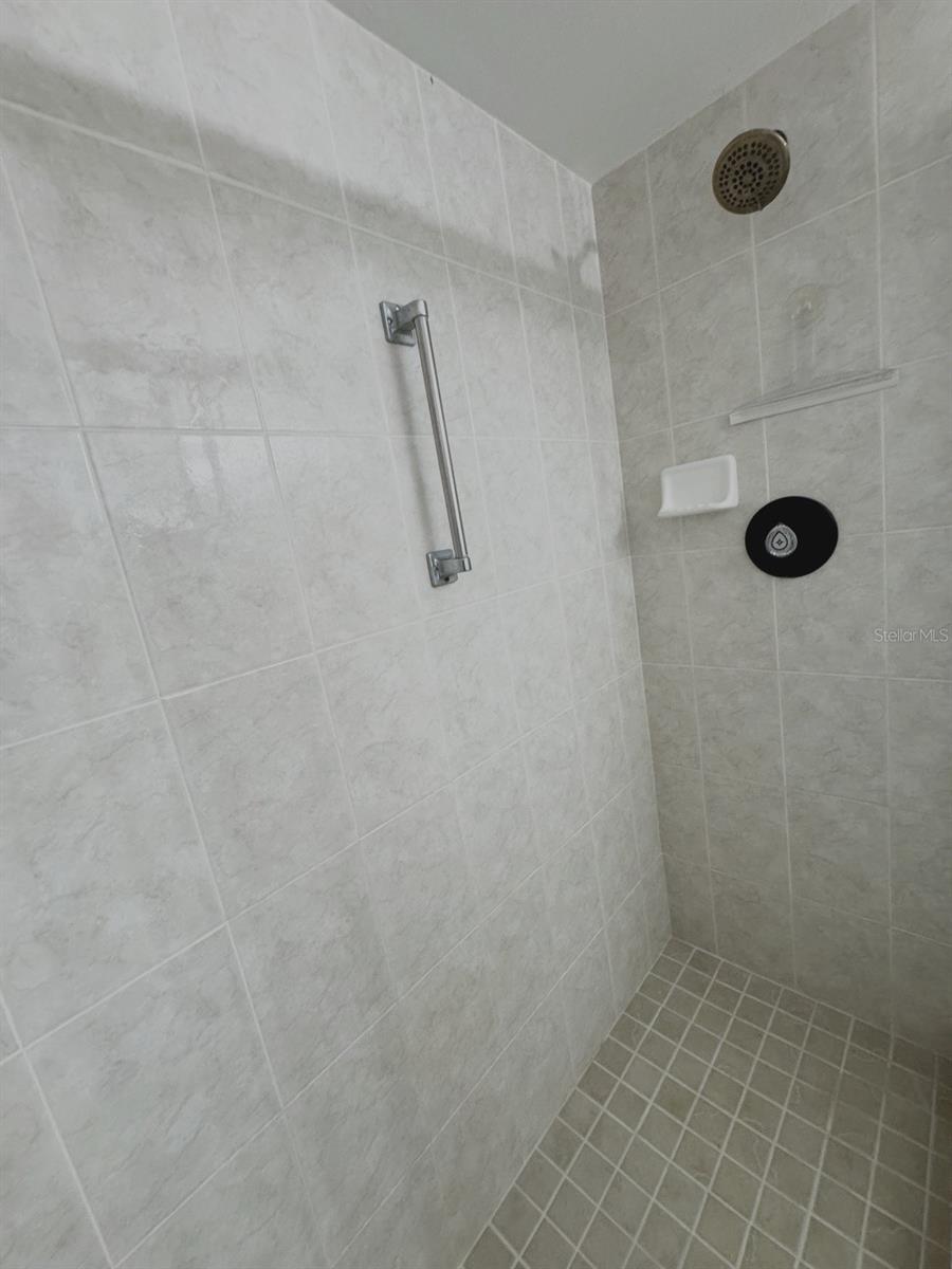 2465 Northside Dr #2204 Property Photo 36