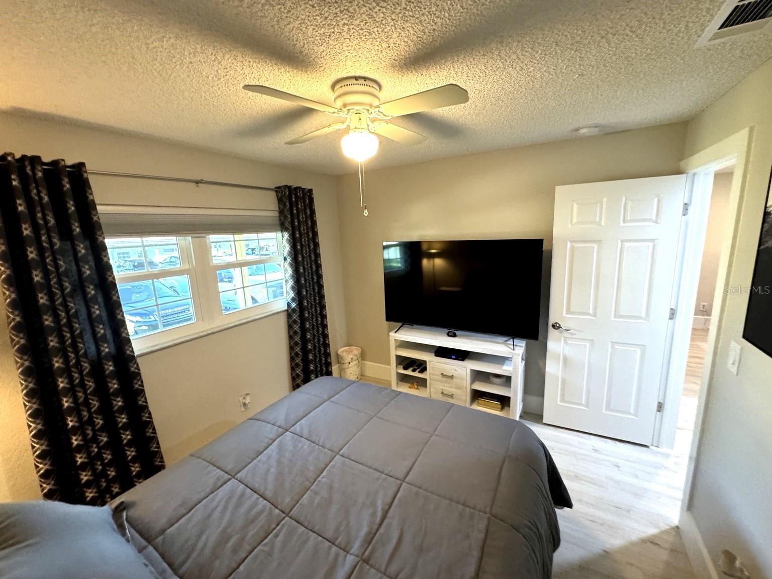 2465 Northside Dr #2204 Property Photo 47